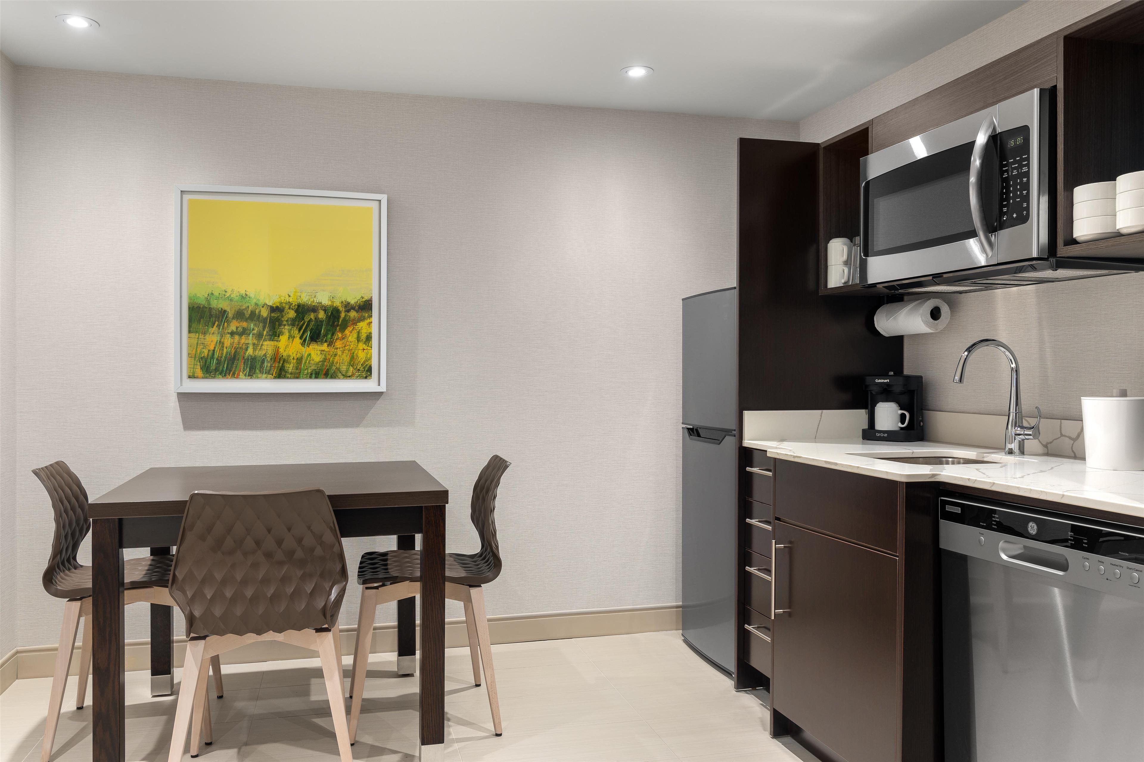 Suite Two Queen Beds