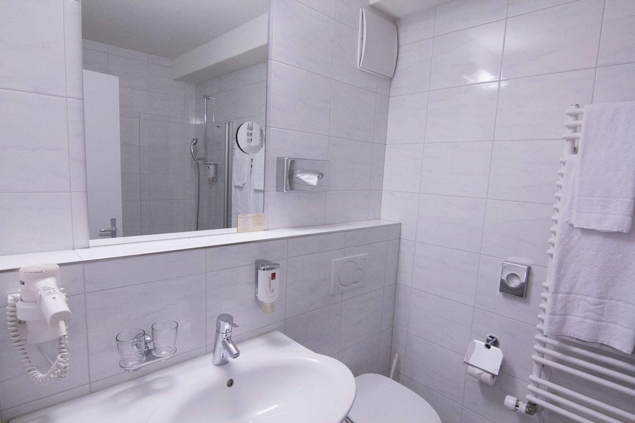 Twin Economy with Shared Bathroom