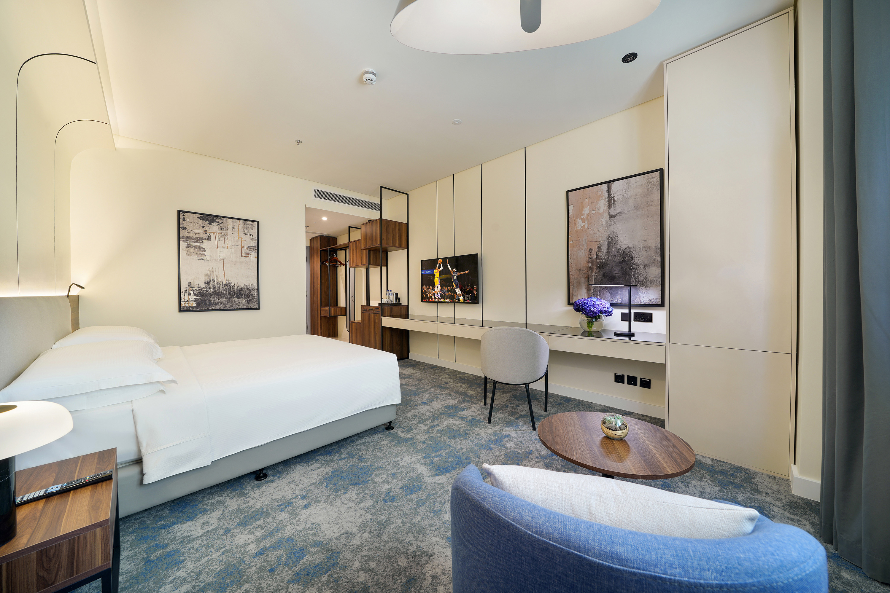 Double Guest Room King Bed