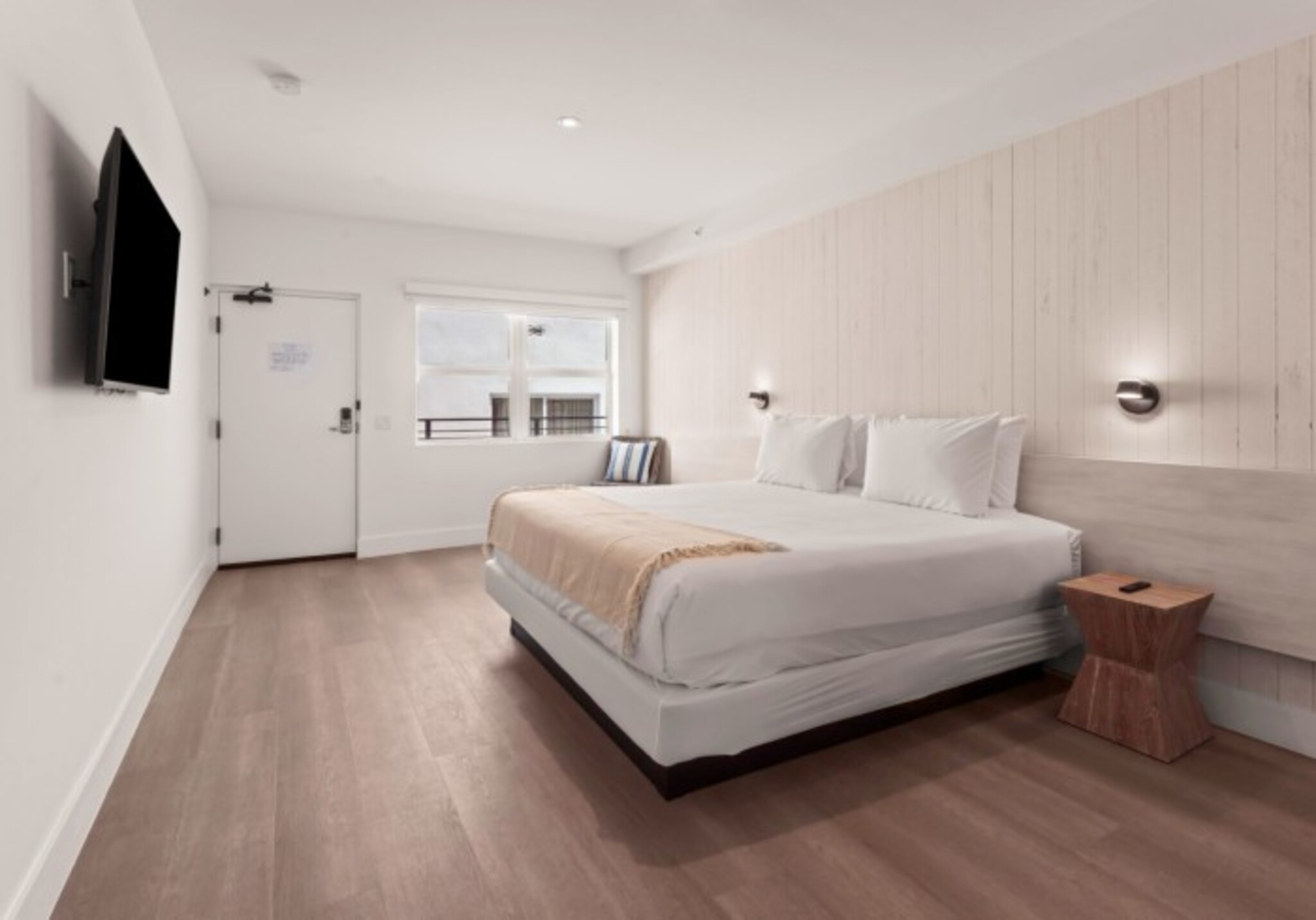 Double Accessible King Size Bed