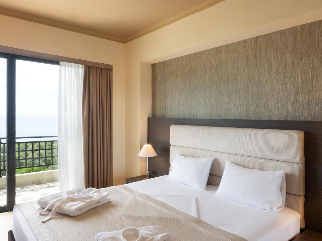 Double or Twin Sea View