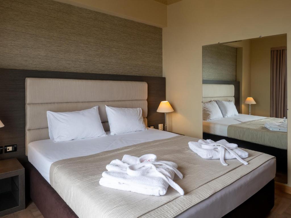 Family Room One Bedroom One Bathroom