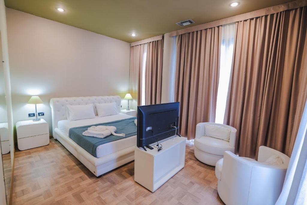 Studio One Bedroom One Bathroom