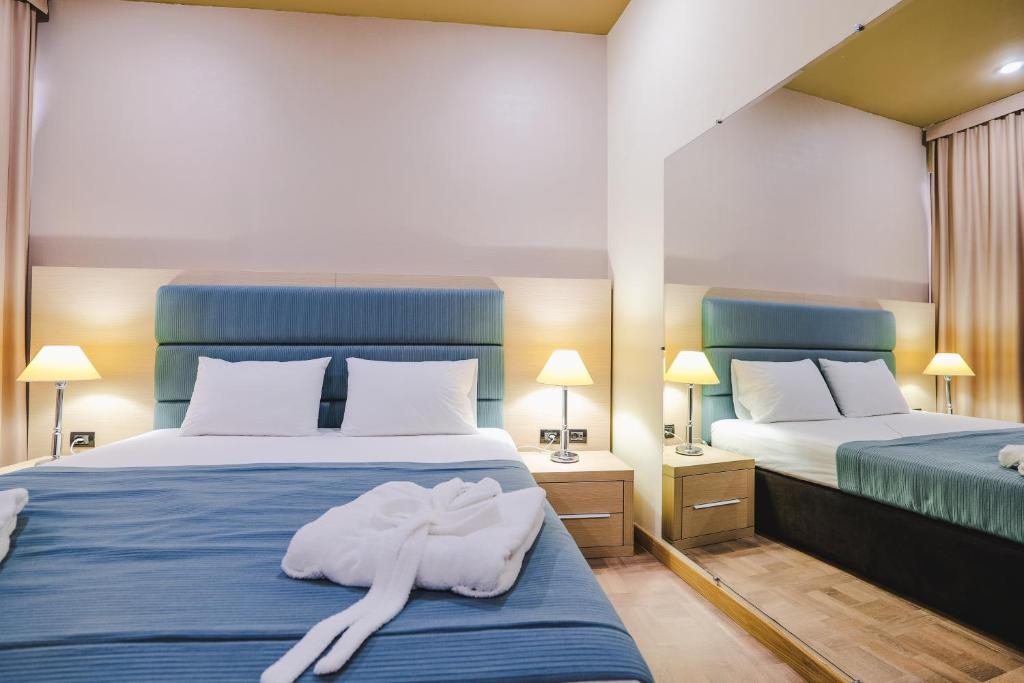 Double One Bedroom One Bathroom