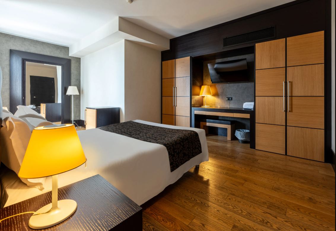 Apartment Capacity 3