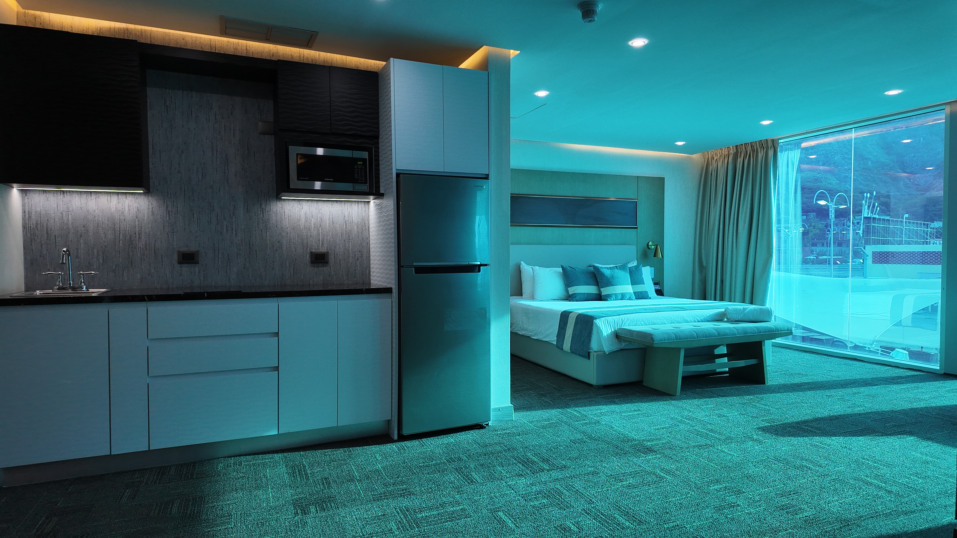 Suite Deluxe Two Double Beds