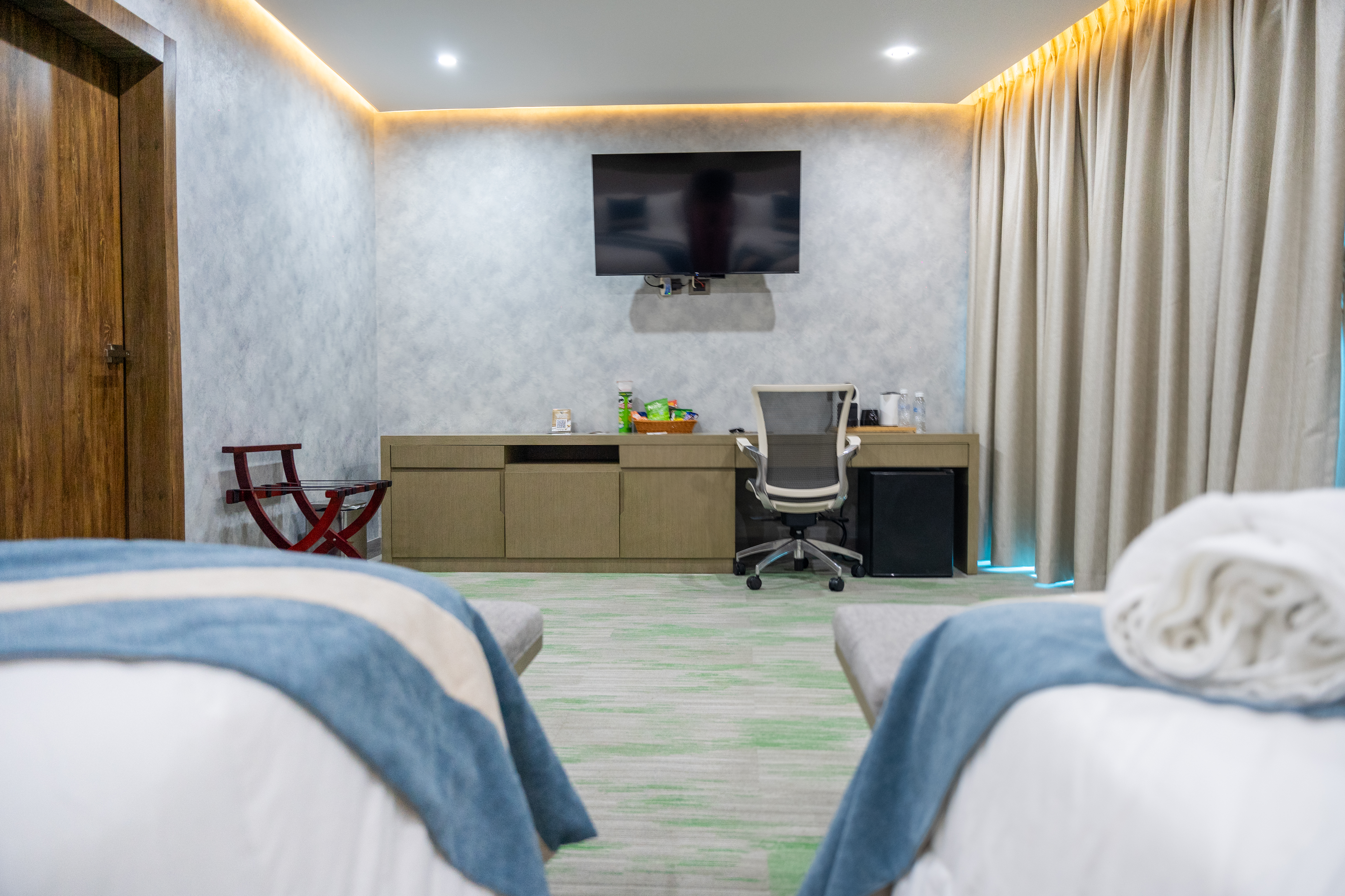 Double Deluxe Two Beds