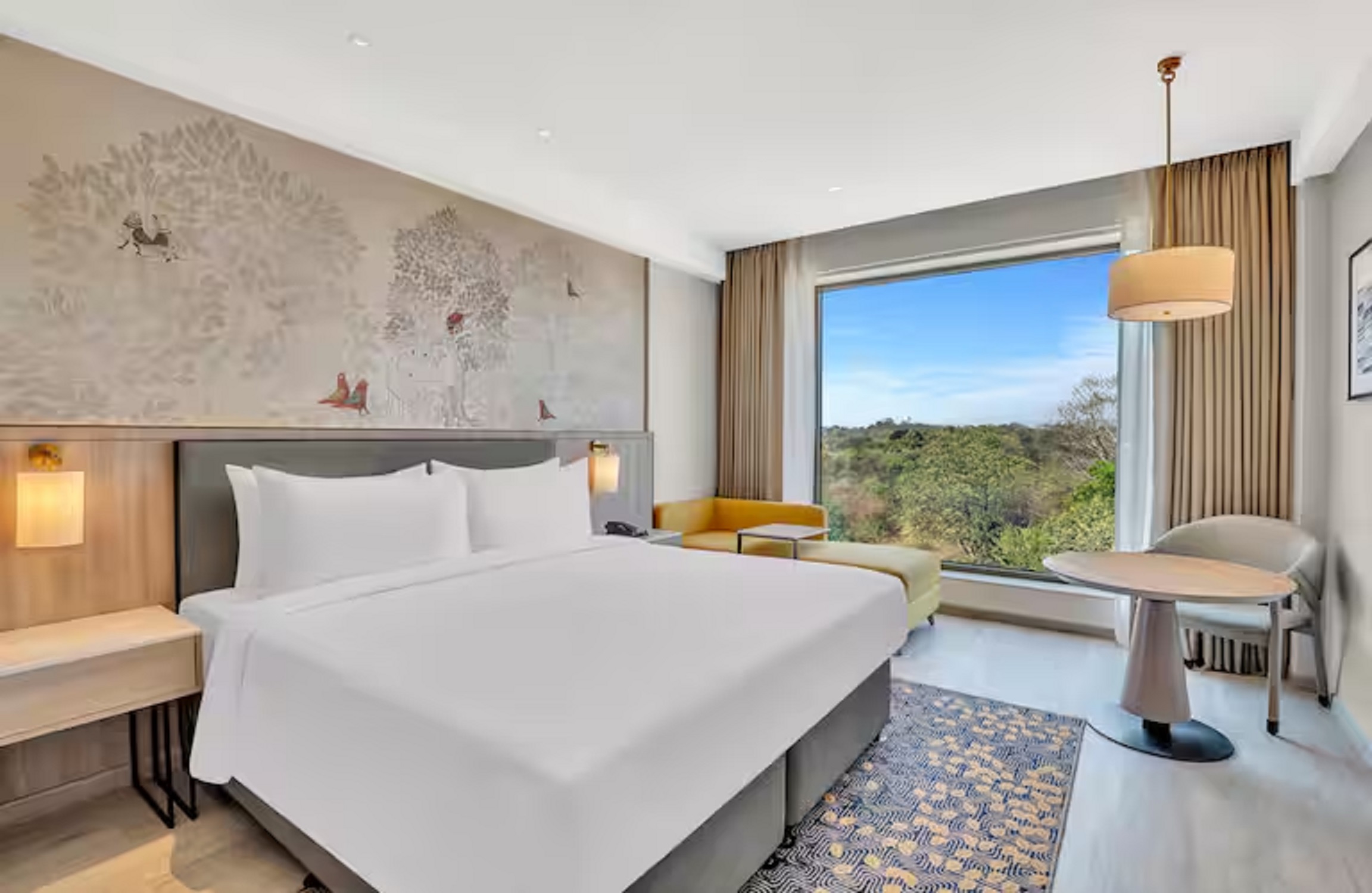 Double Guest Room King Bed