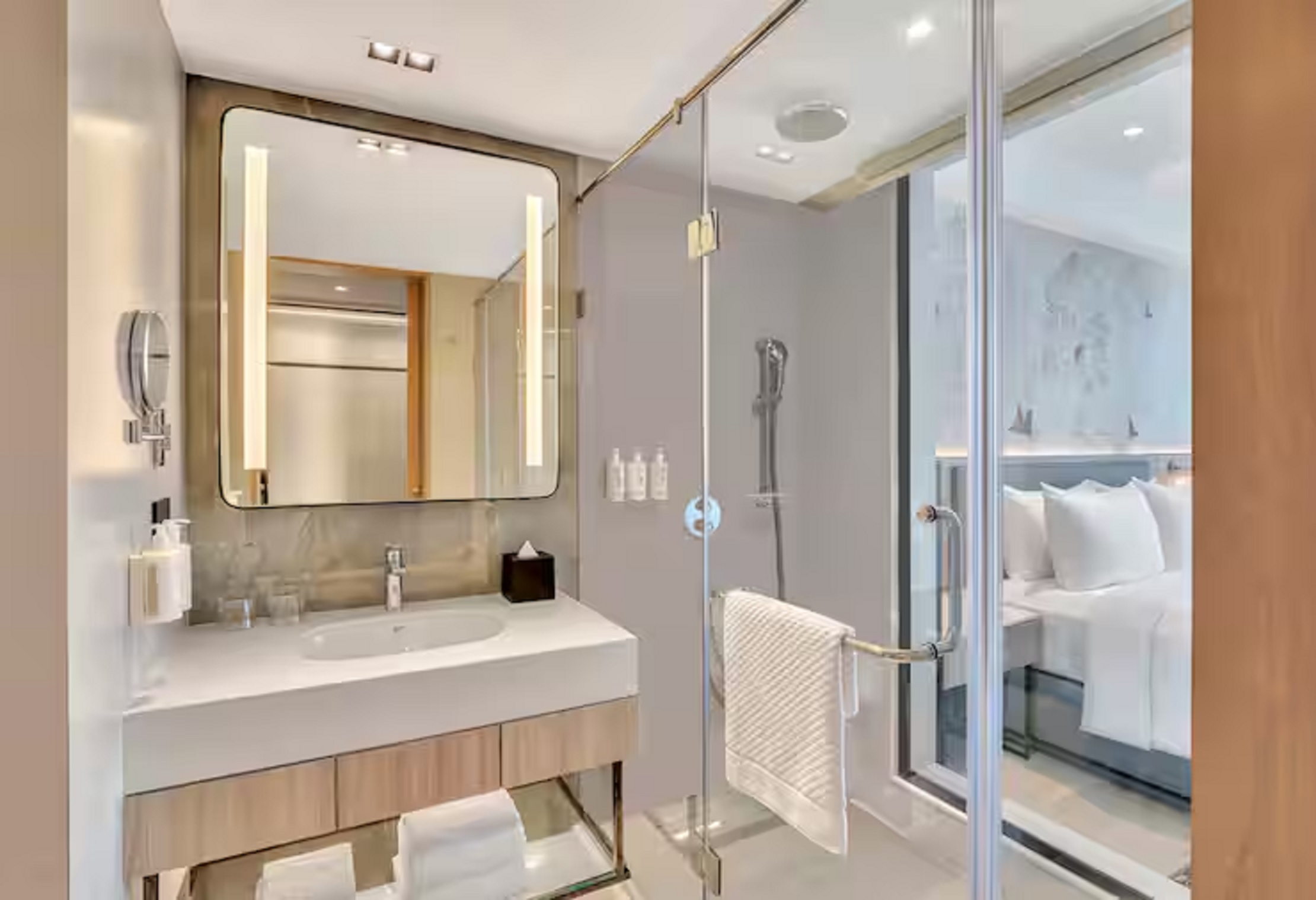 Double Guest Room King Bed