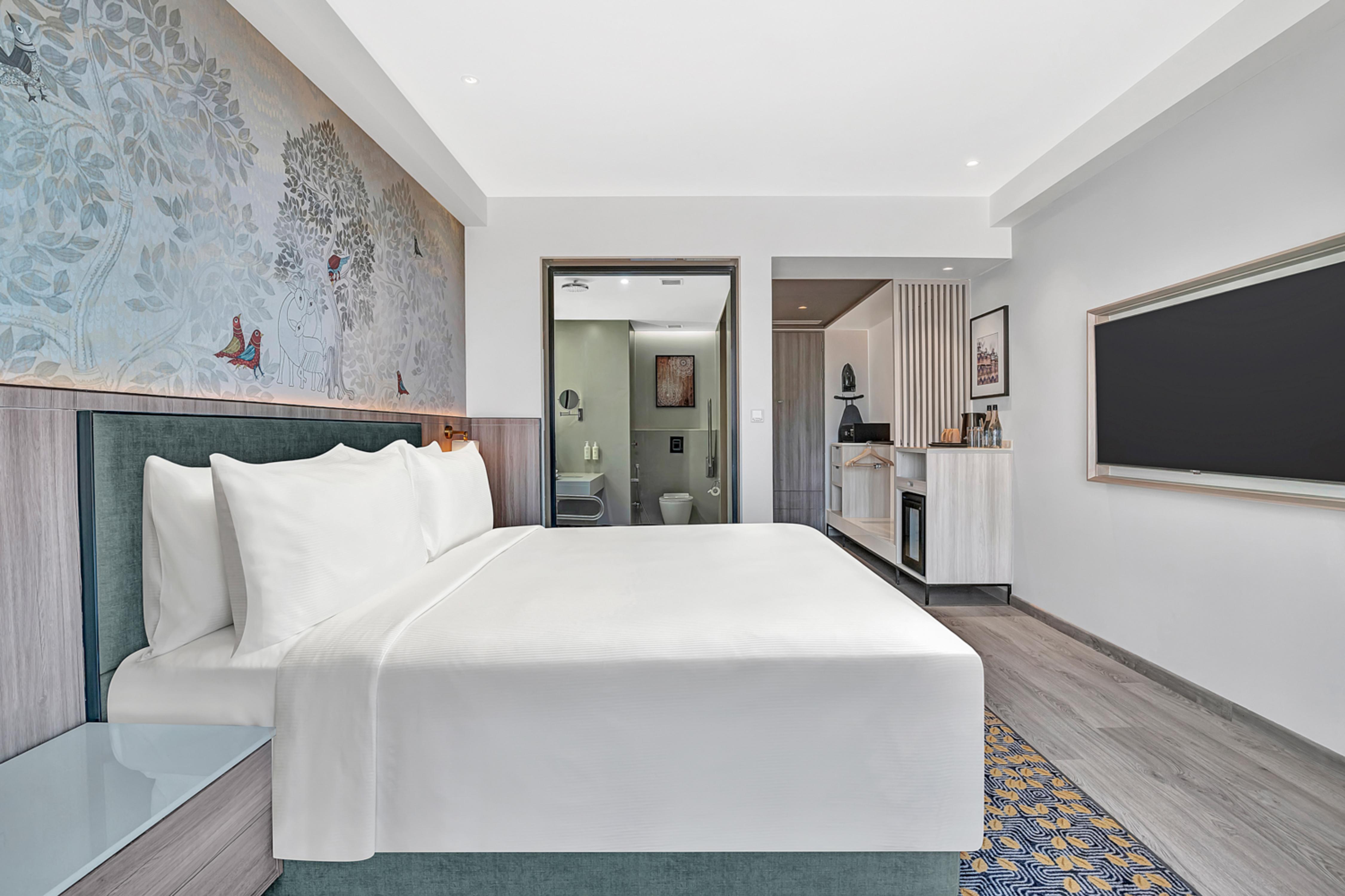 Double Accessible King Size Bed