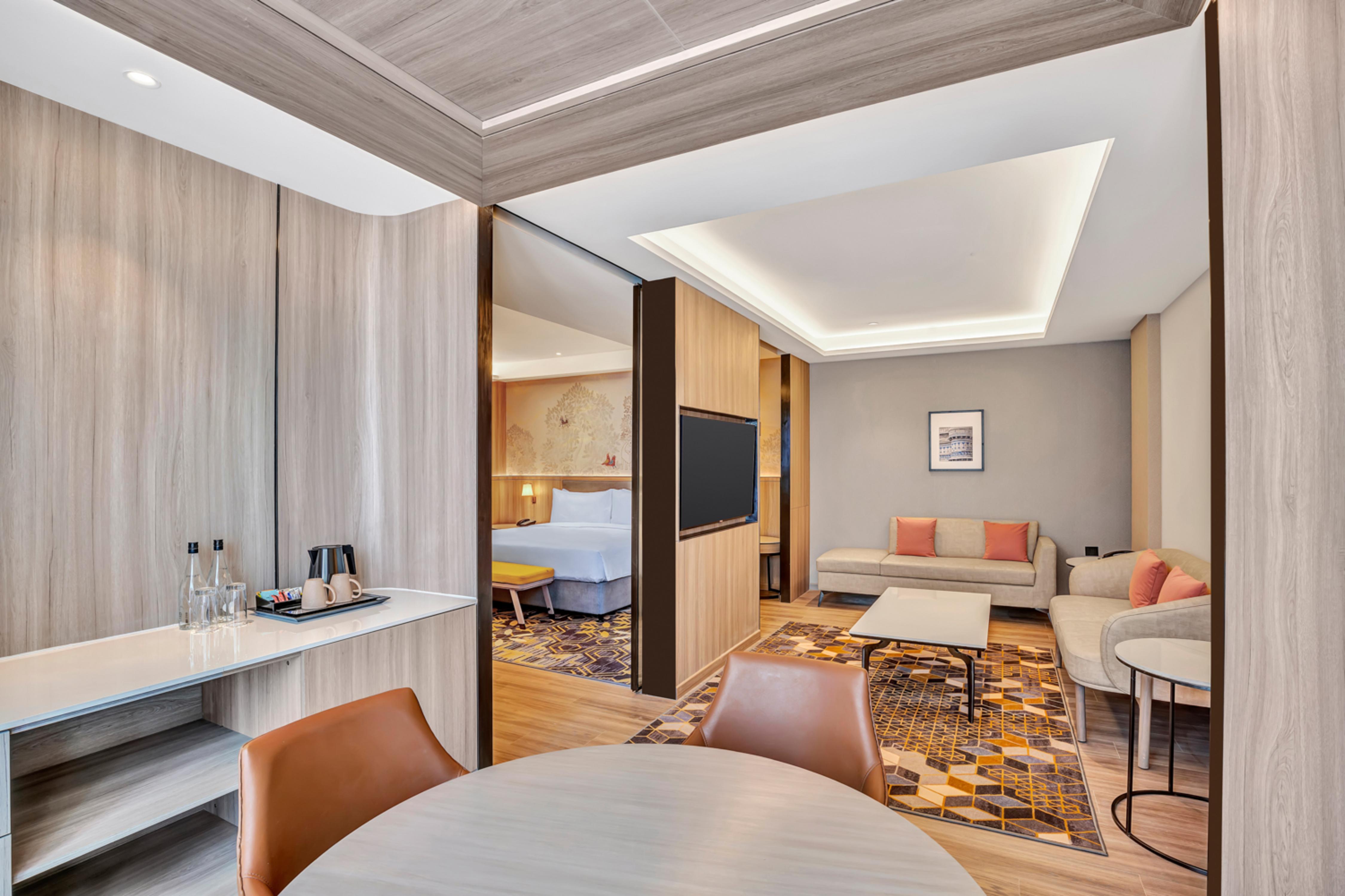 Suite King Bed One Bedroom 