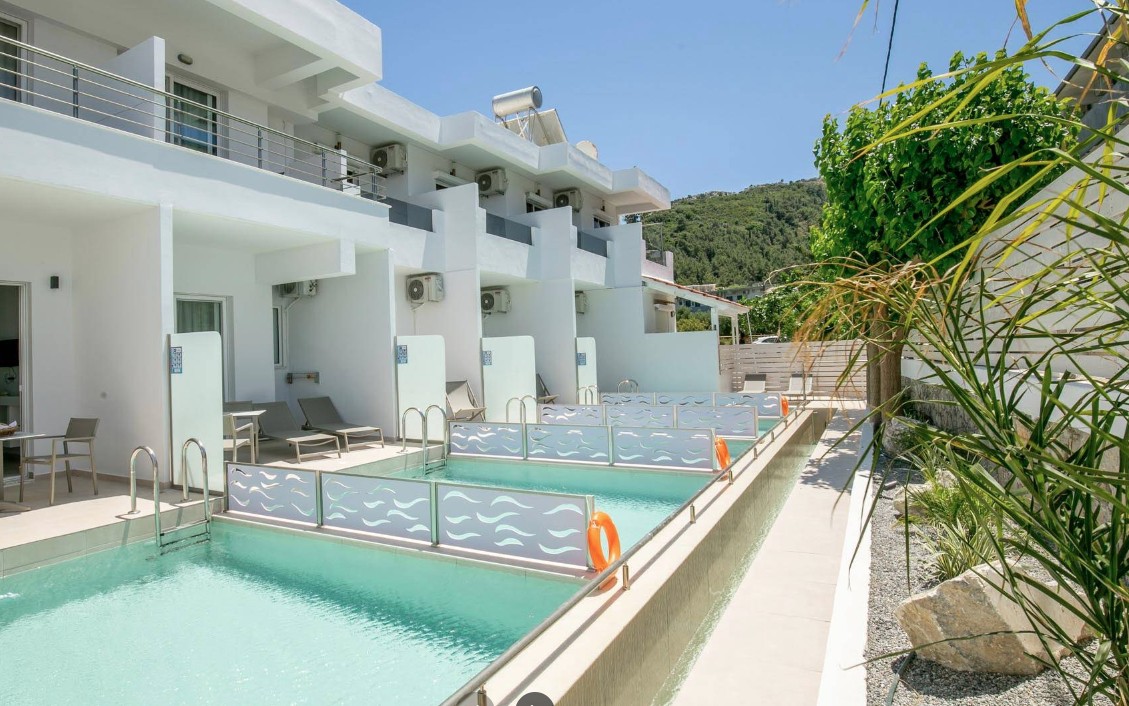 Junior Suite with Private Pool