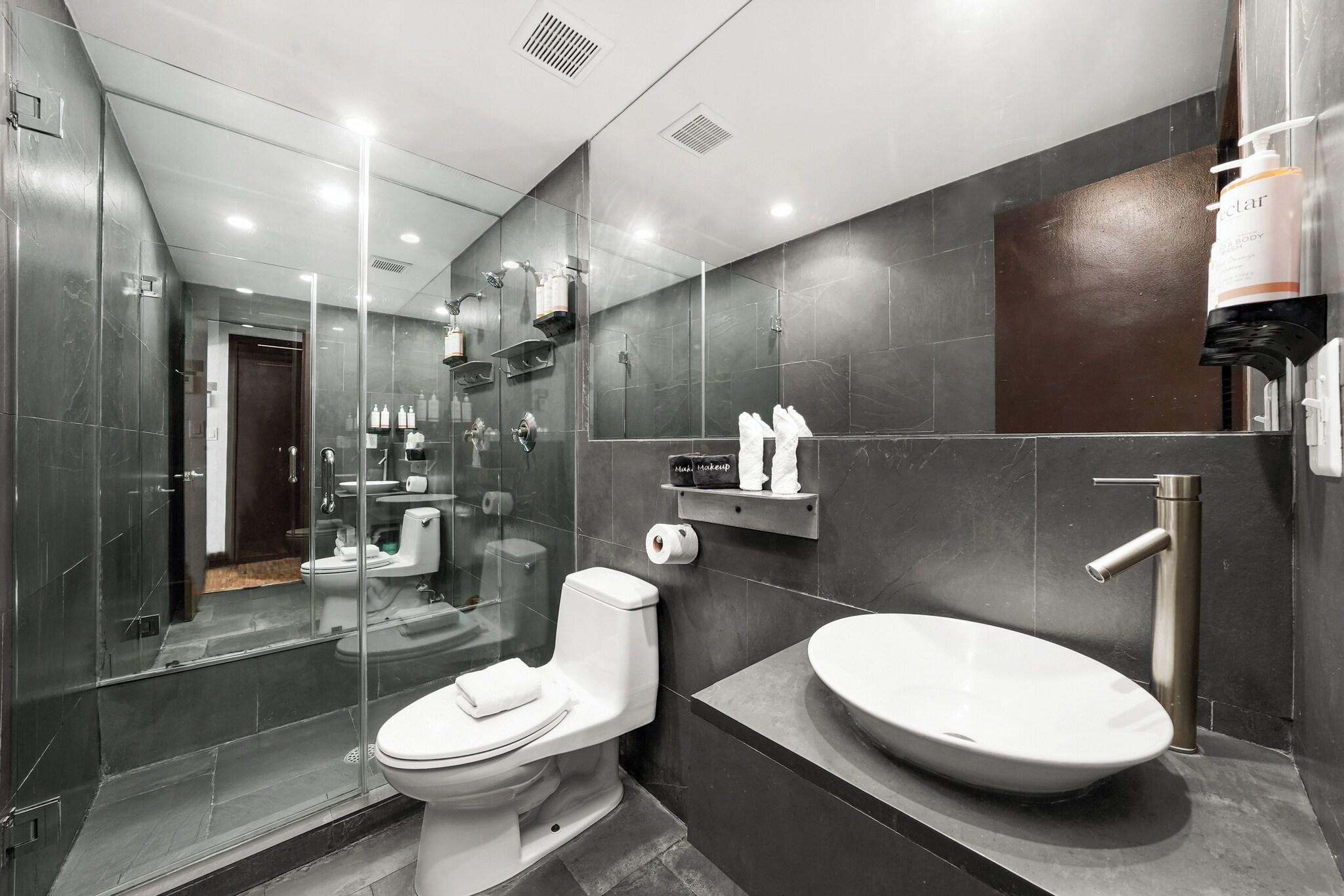 Junior Suite King Size Bed