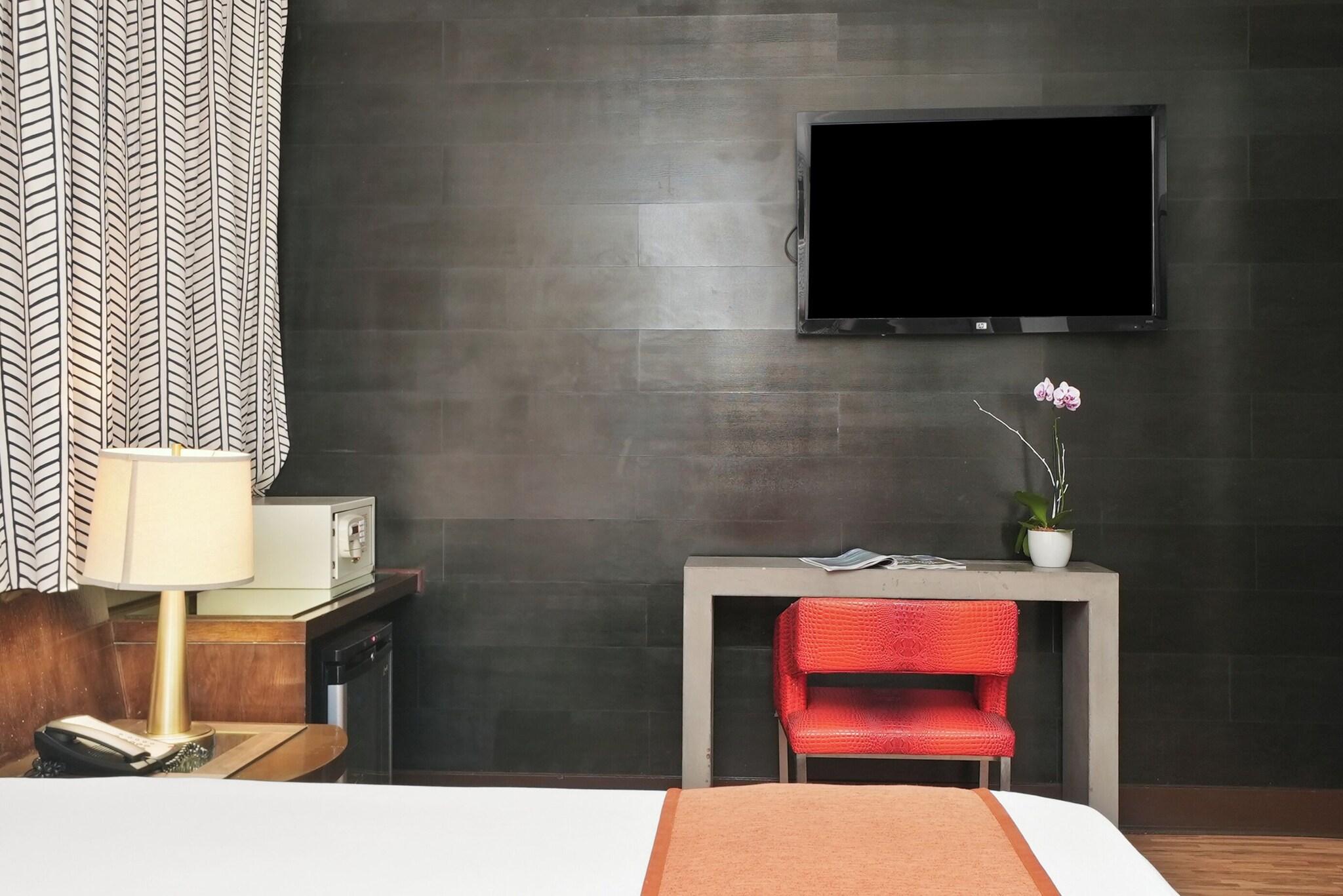 Junior Suite King Size Bed