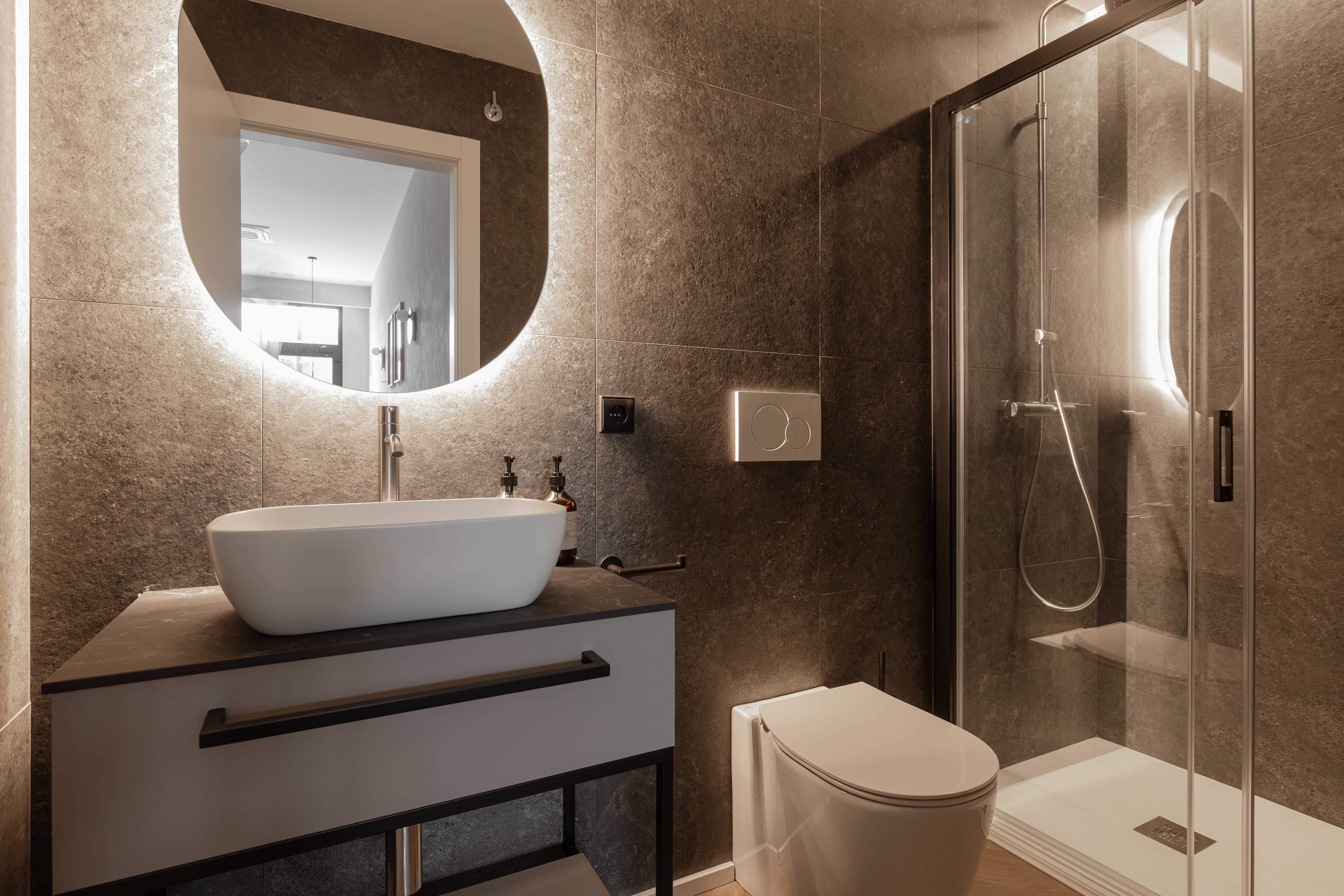 Suite Capacity 6 Two Bedrooms