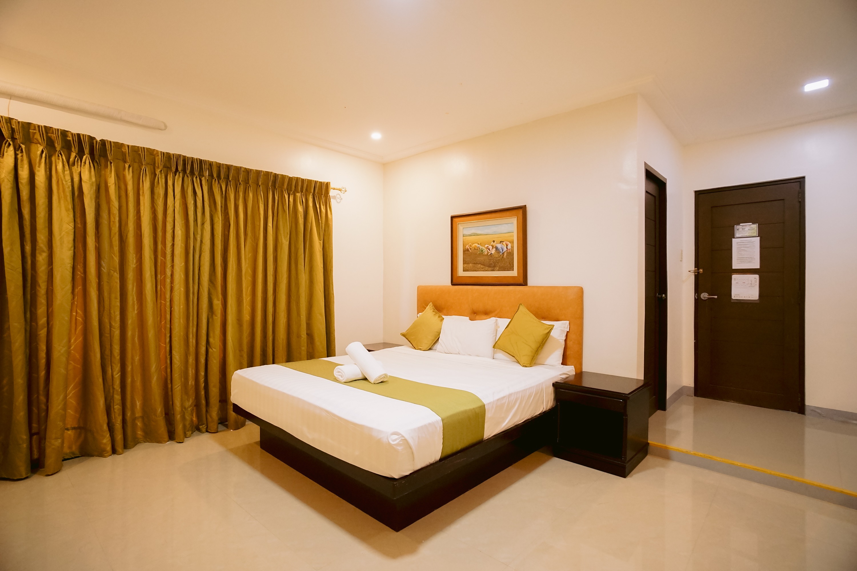 Family Room Standard