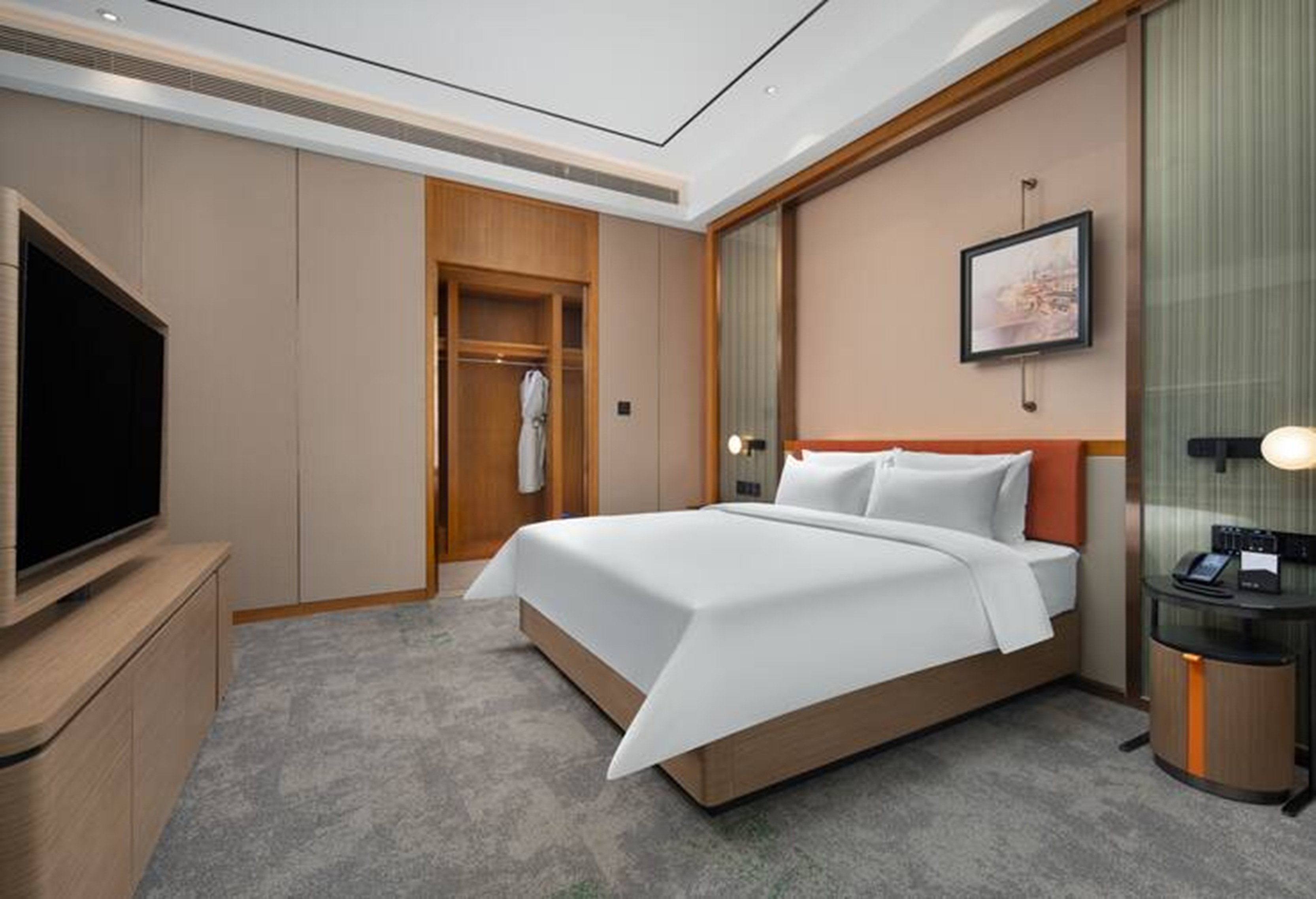 Suite Business King Bed