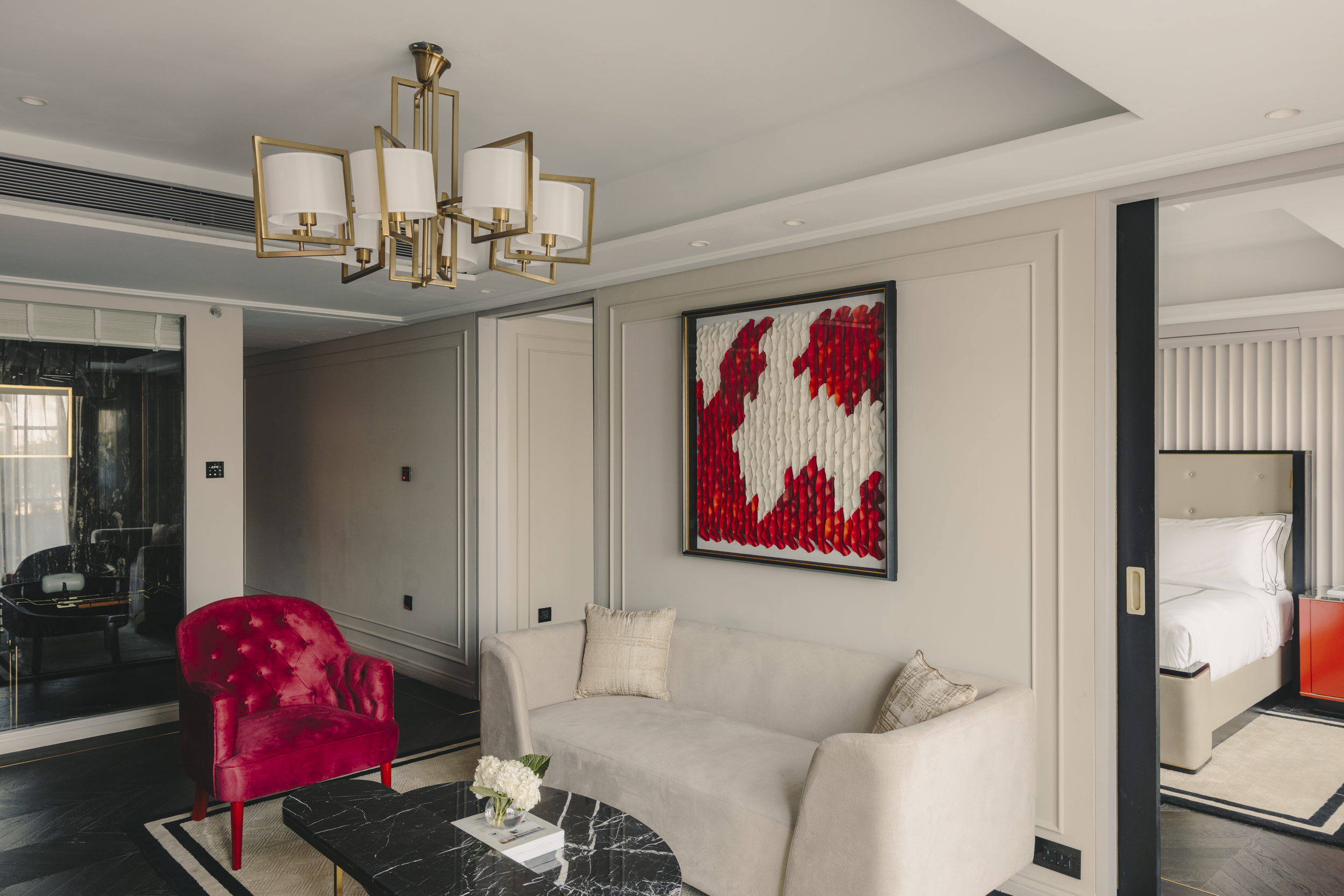 Suite Deluxe King Bed