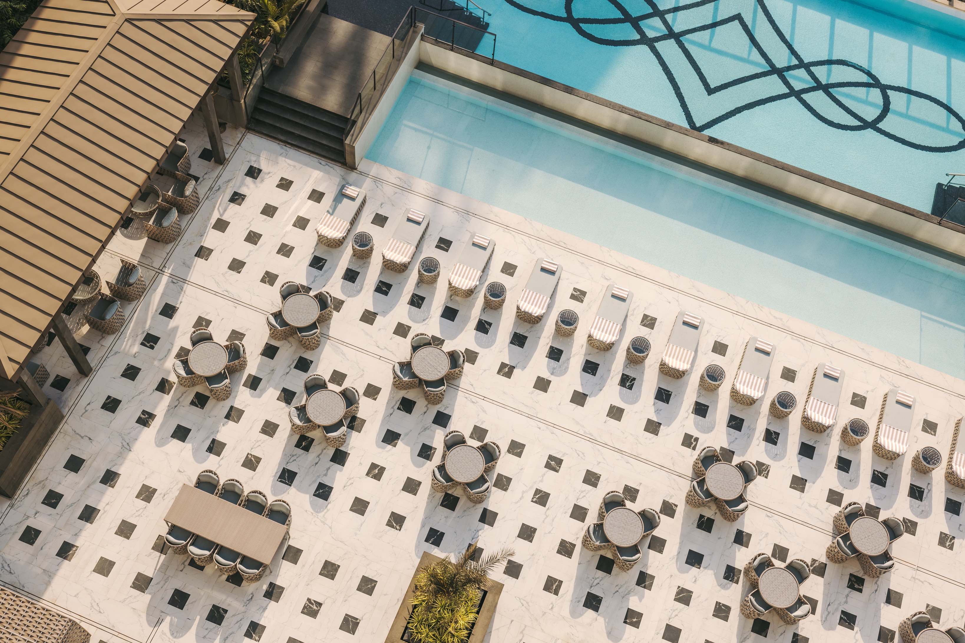 Double Pool View King Bed