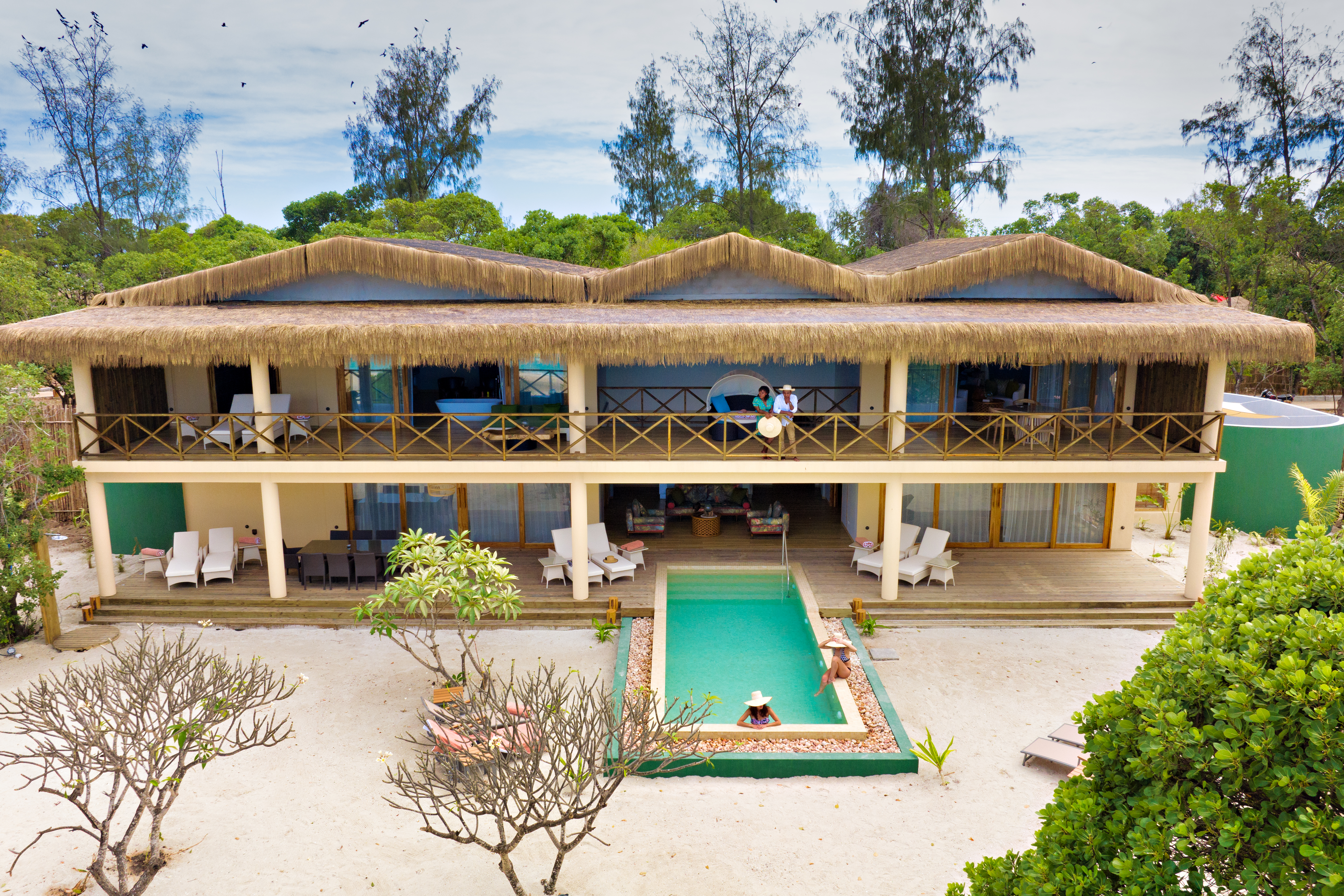 Apartment Three Bedrooms Three Bathrooms