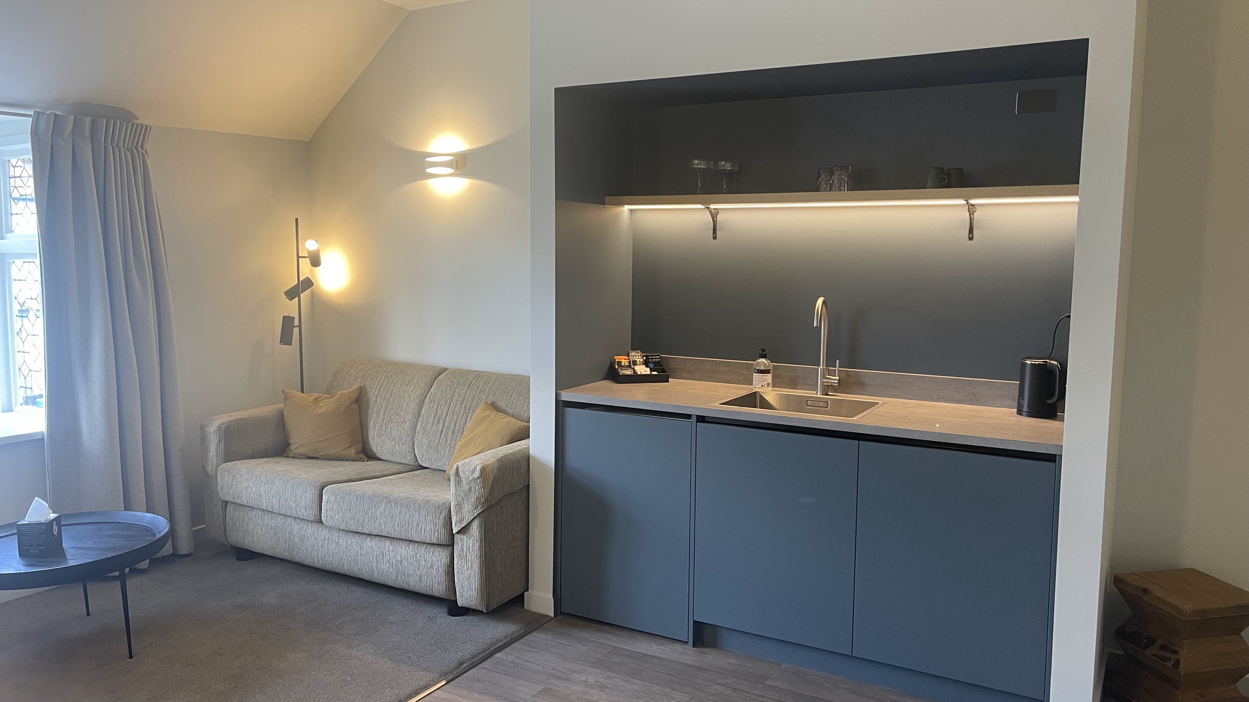 Apartment One Bedroom with Kitchenette