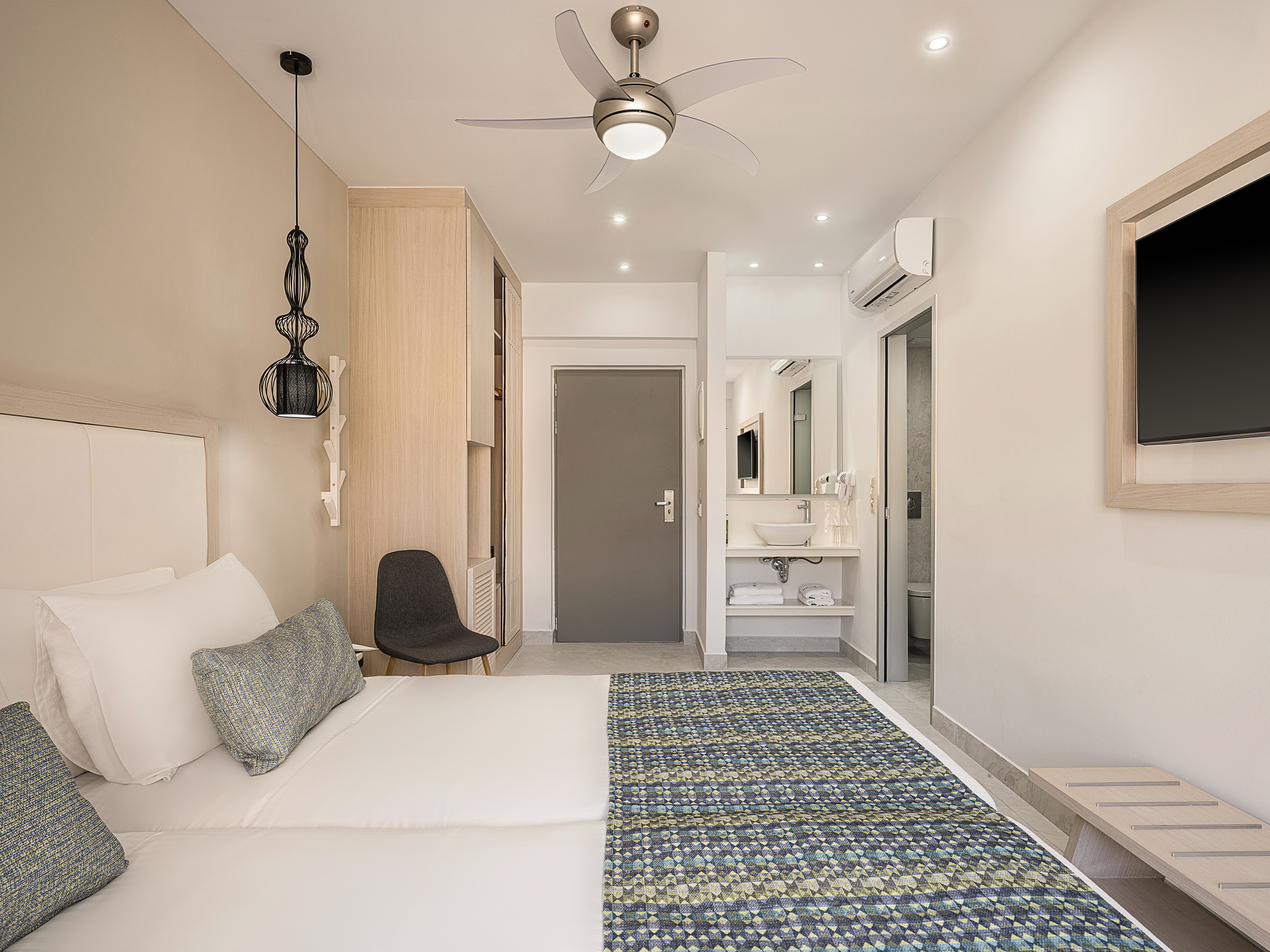 Double or Twin Superior