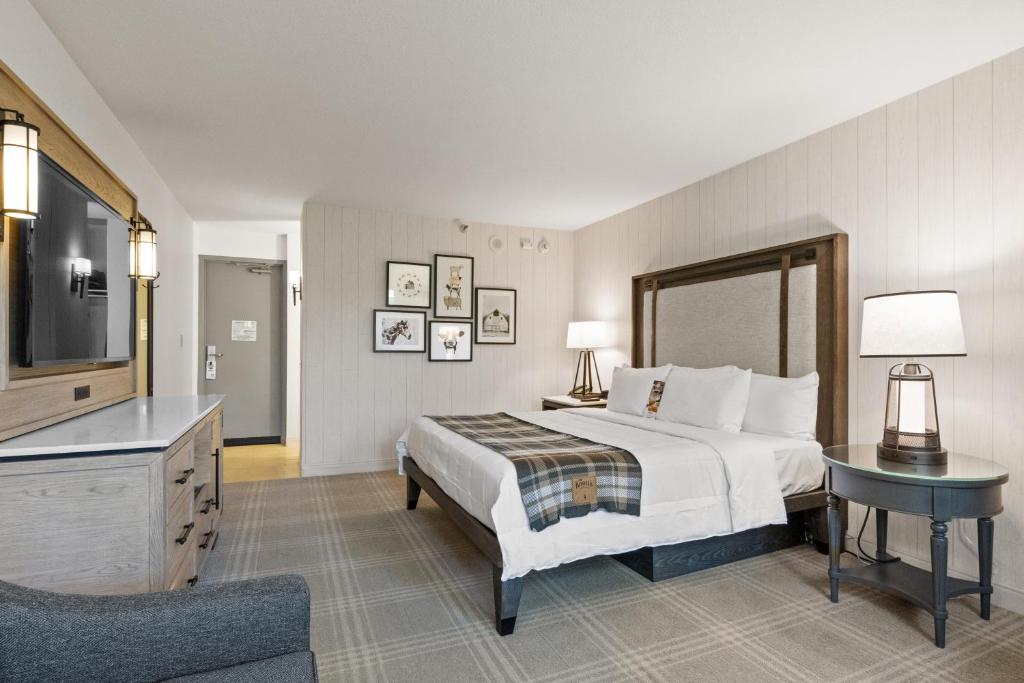 Double King Size Bed