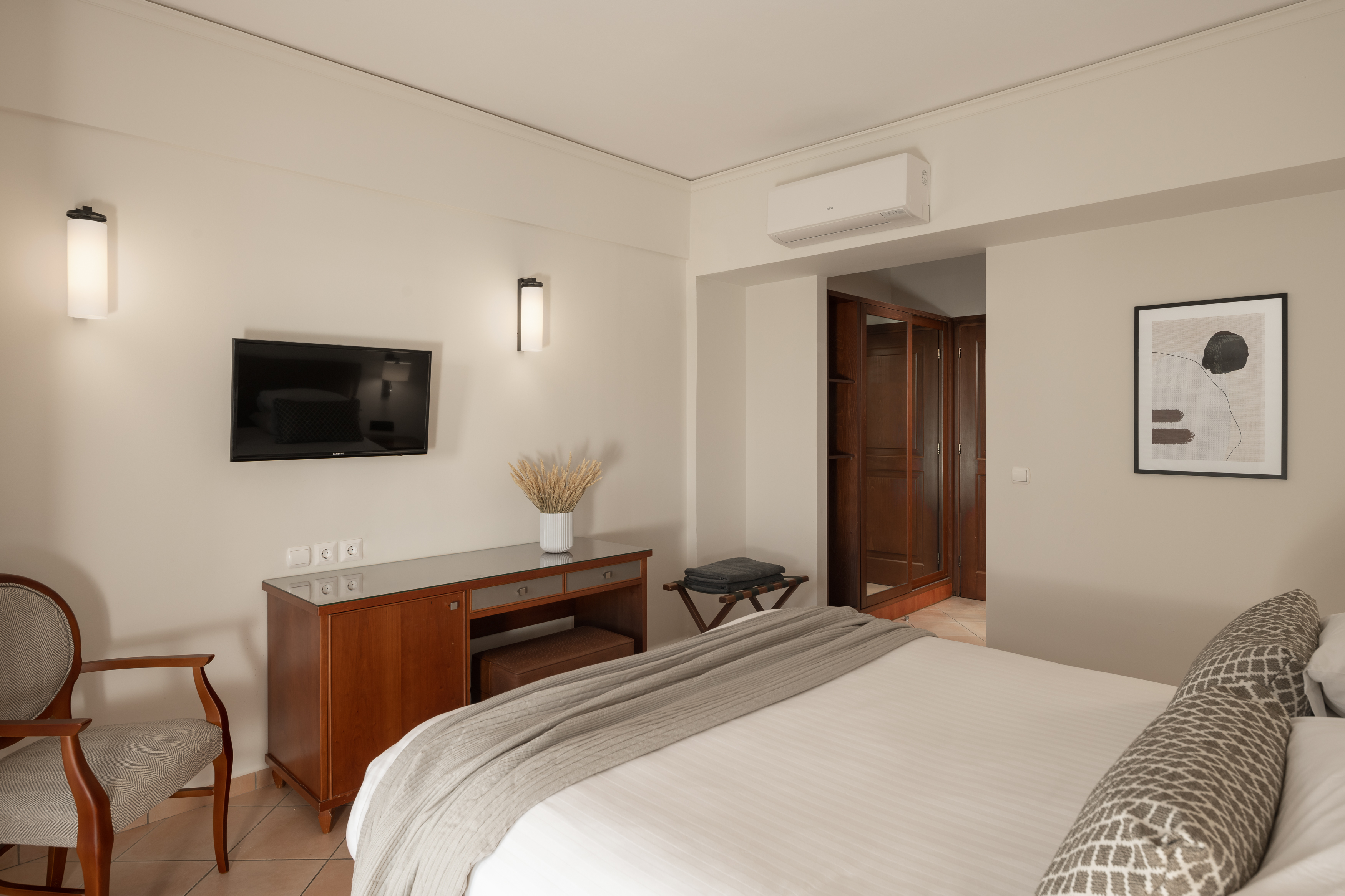 Double or Twin Standard