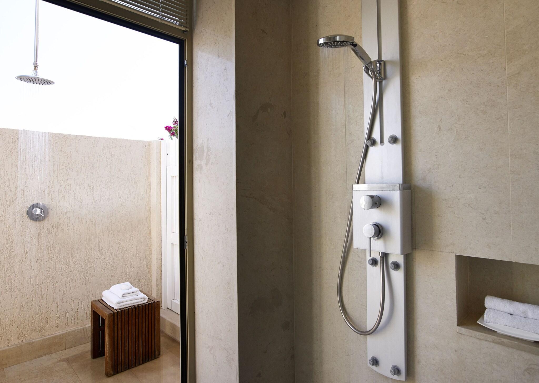 Suite Sea View with Private Pool