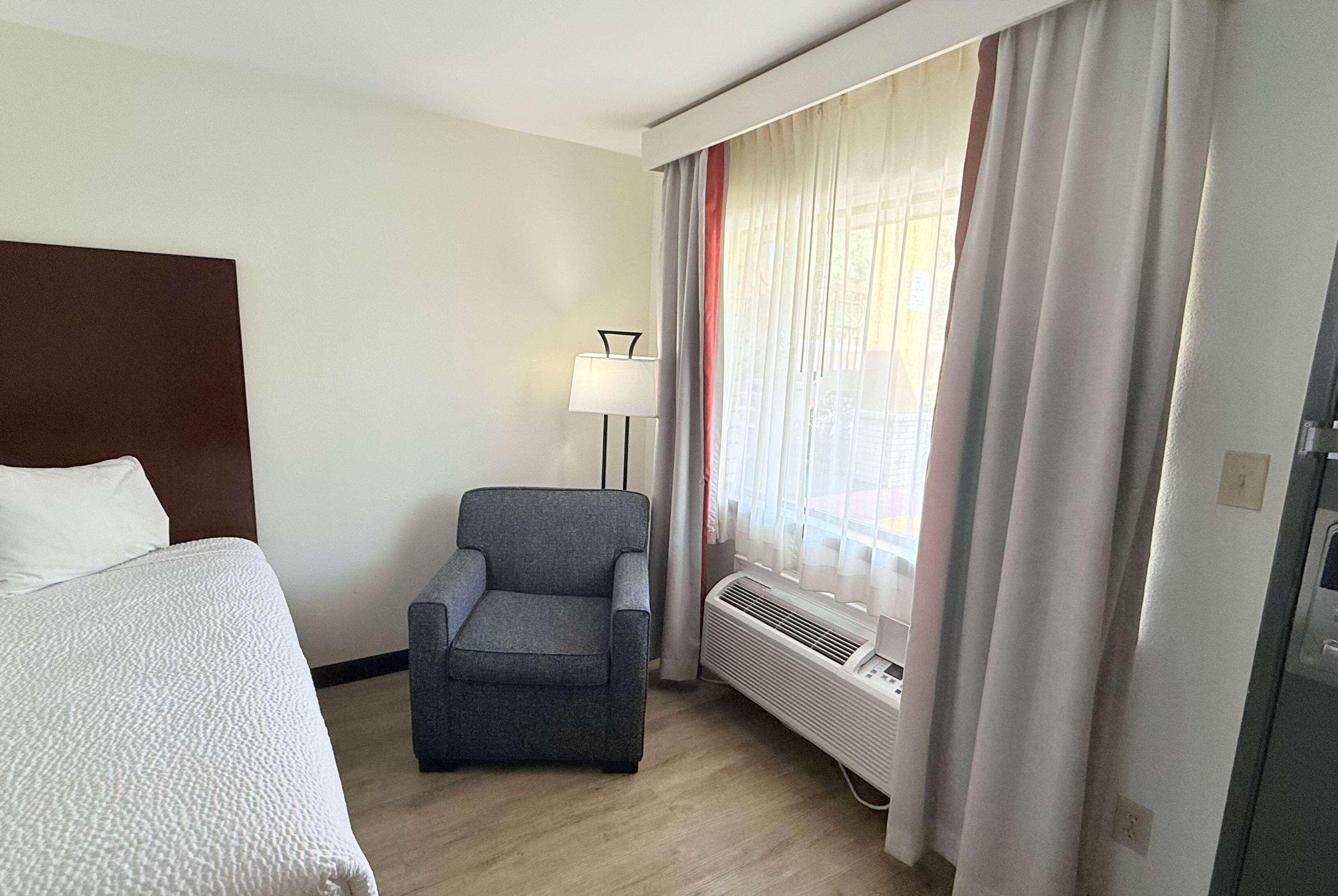 Double King Bed Non Smoking