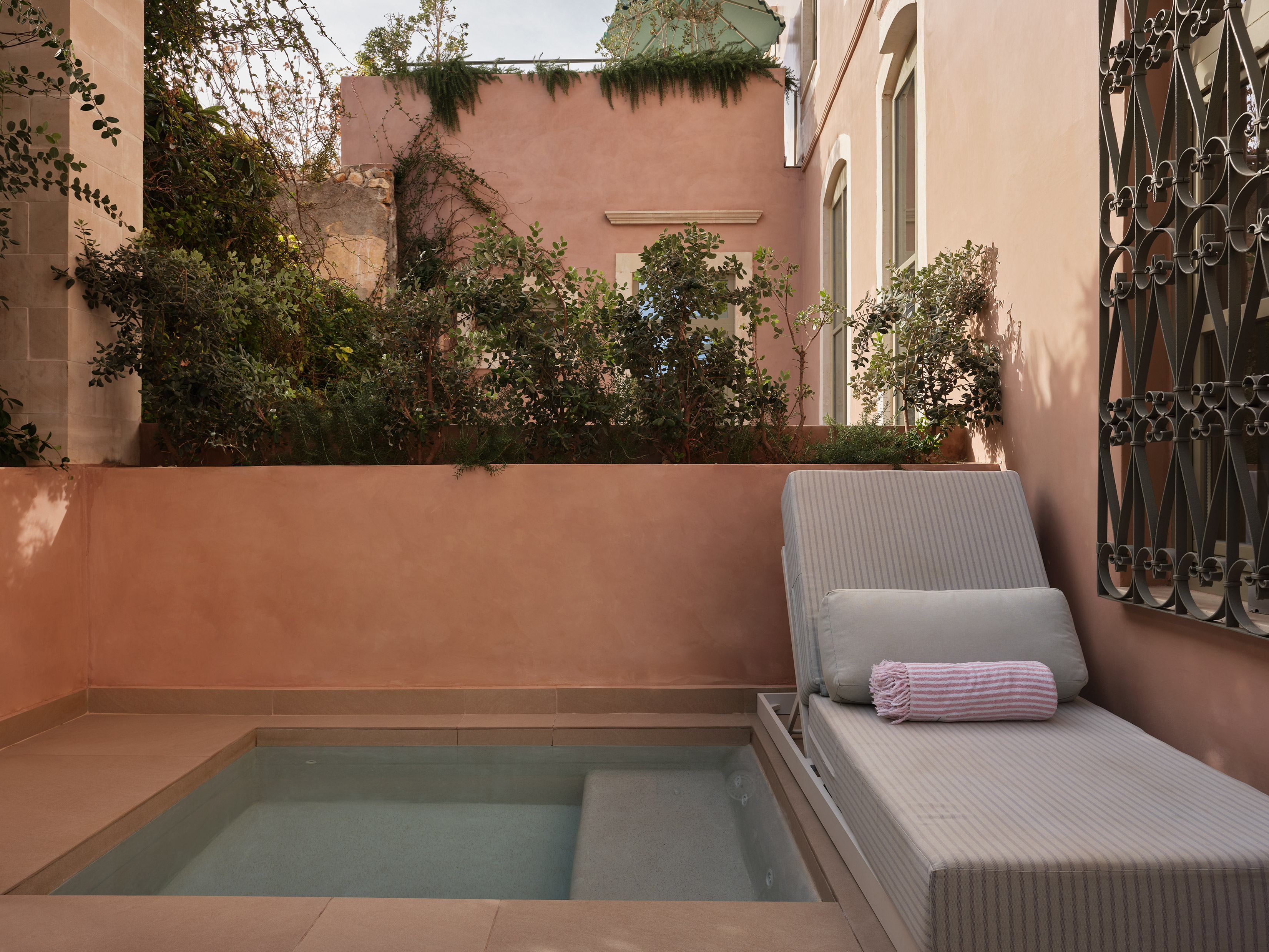 Junior Suite with Jacuzzi