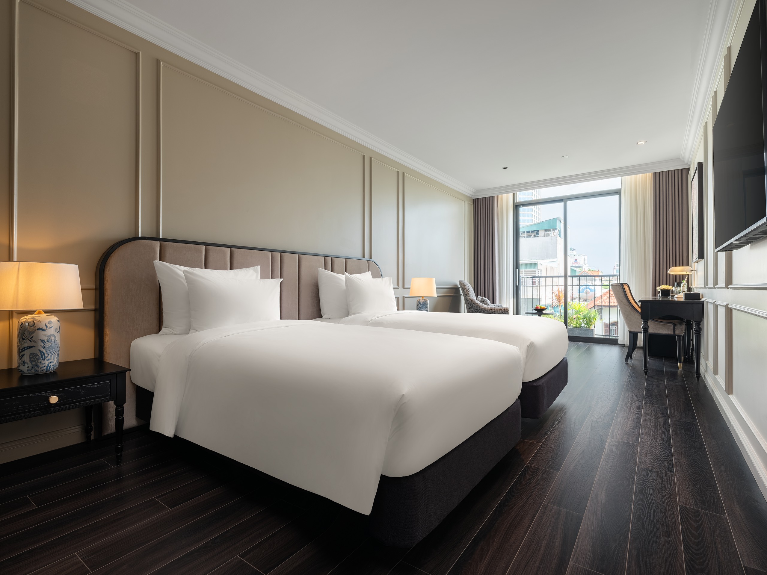 Twin Premier City View