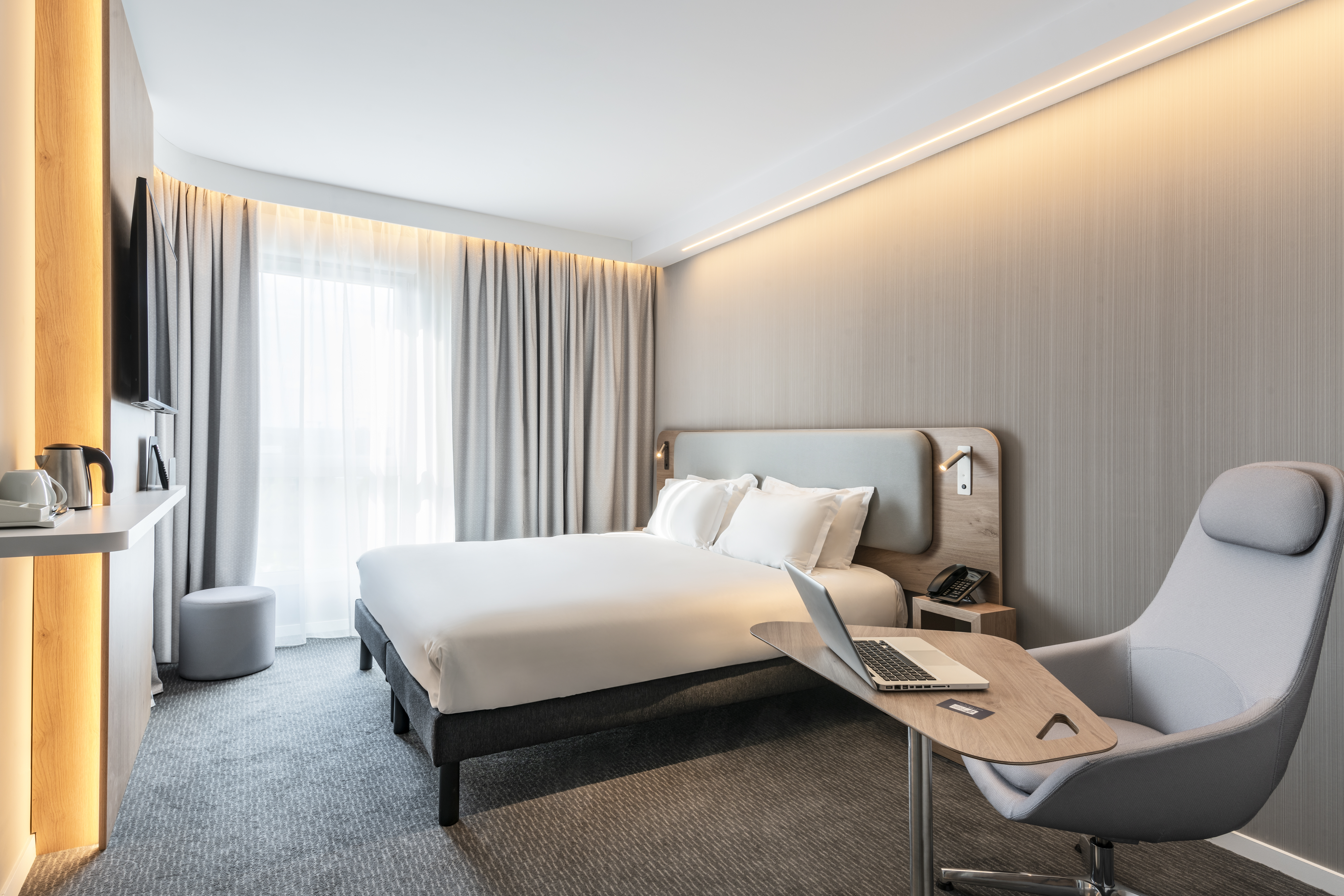 Double or Twin Standard