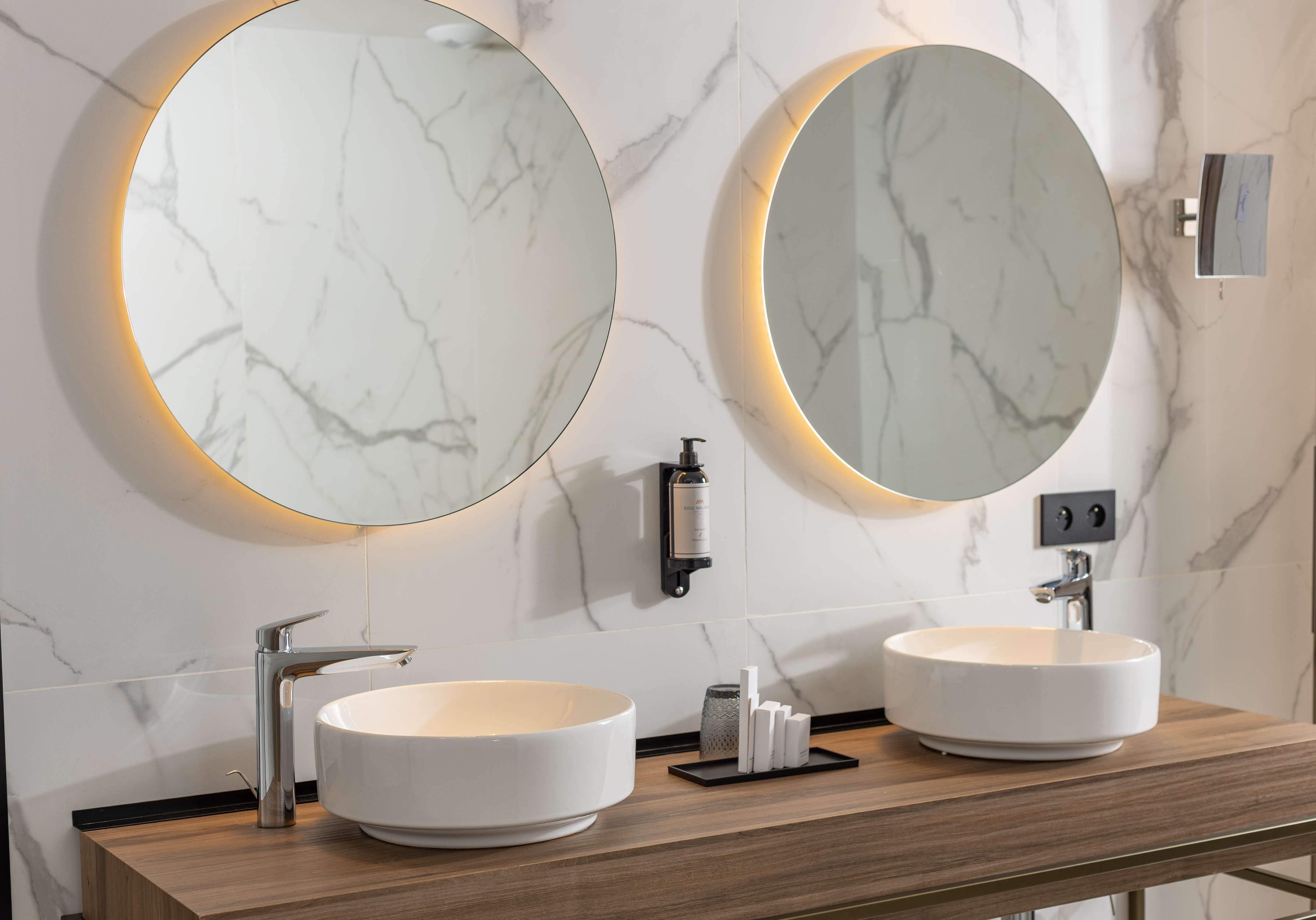 Family Room Two Double Beds One Bedroom 