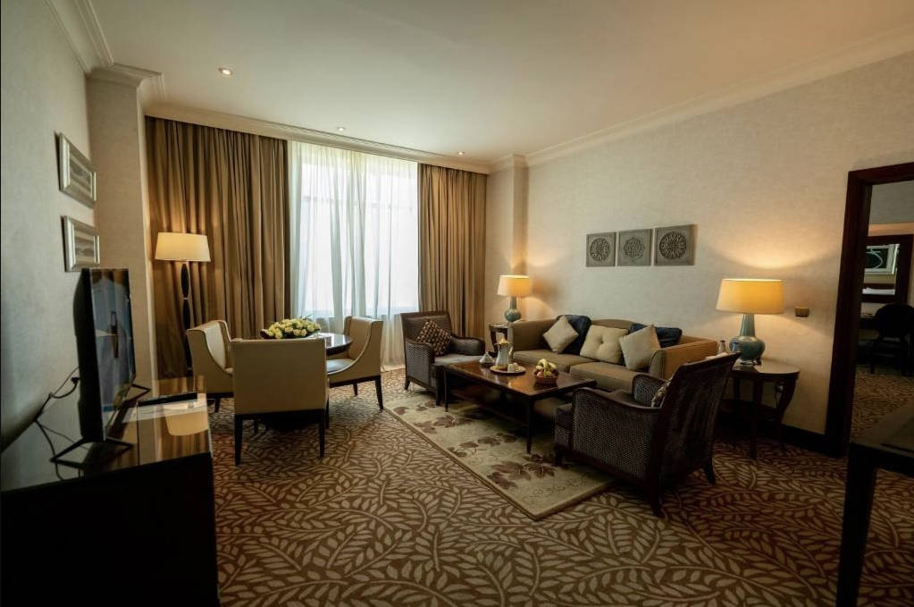 Suite Three Bedrooms Two Bathrooms