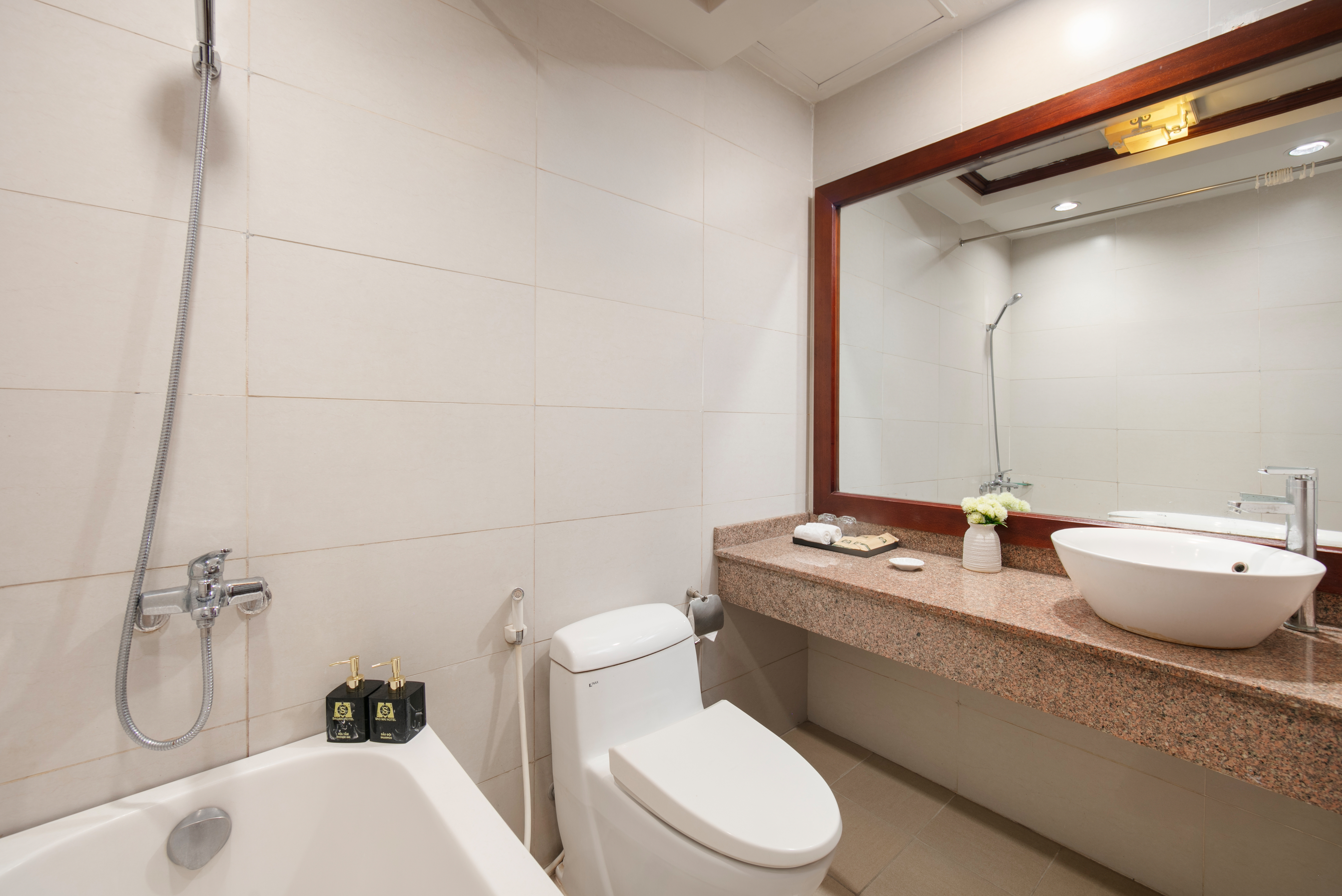 Double or Twin Executive Capacity 2