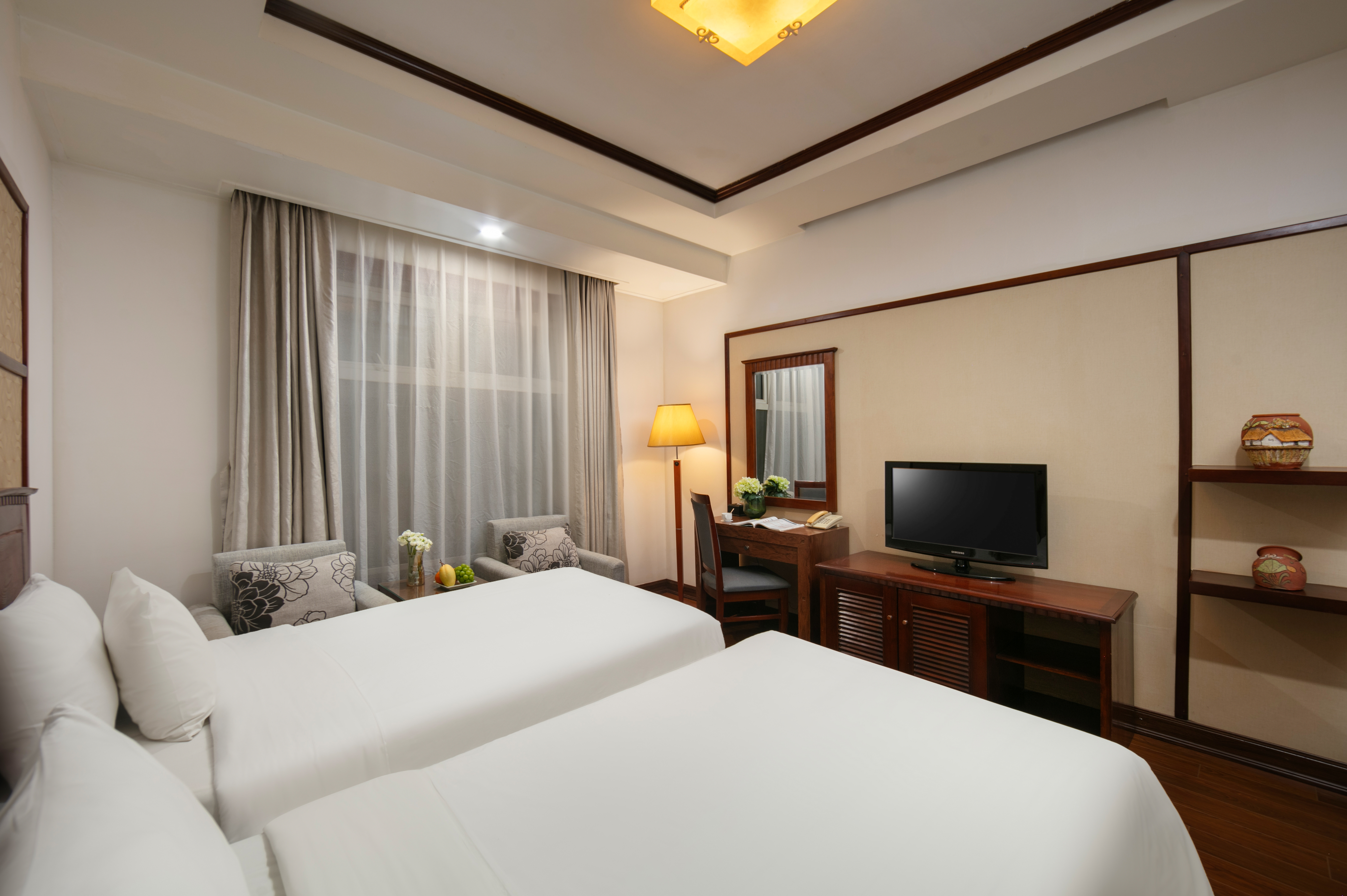 Double or Twin Executive Capacity 2