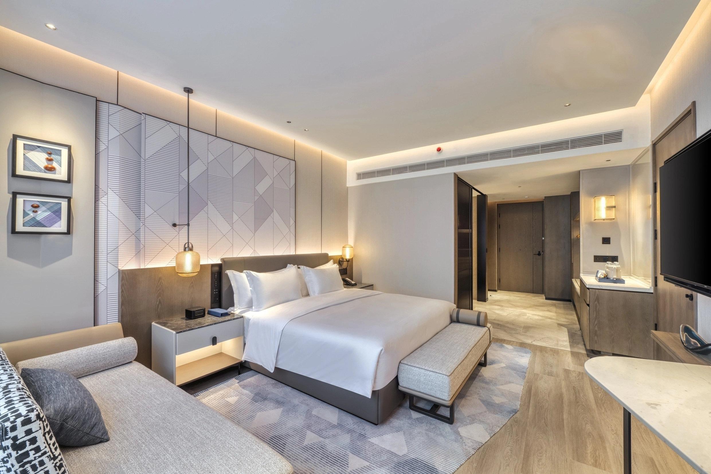 Double Accessible King Size Bed