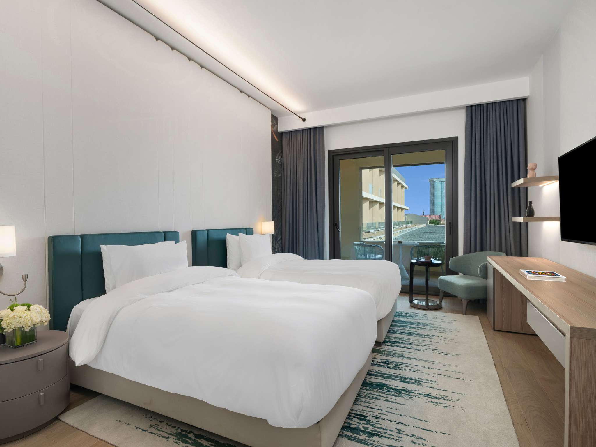 Double Deluxe King Bed