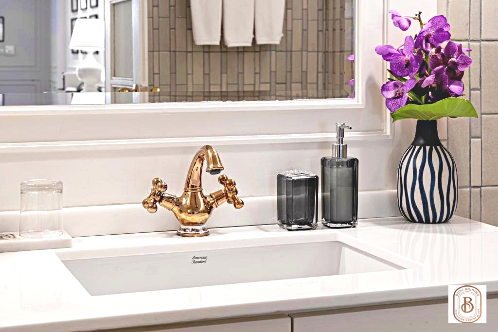 Triple Deluxe King Bed