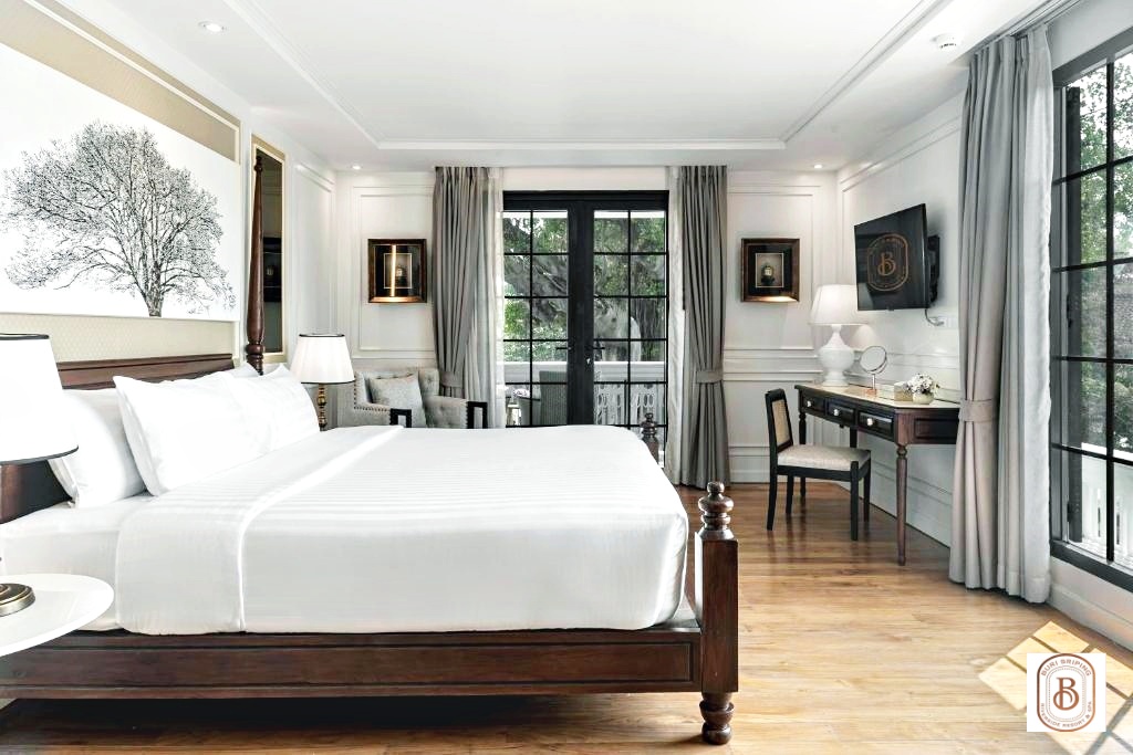 Family Room Two Bedrooms with Views