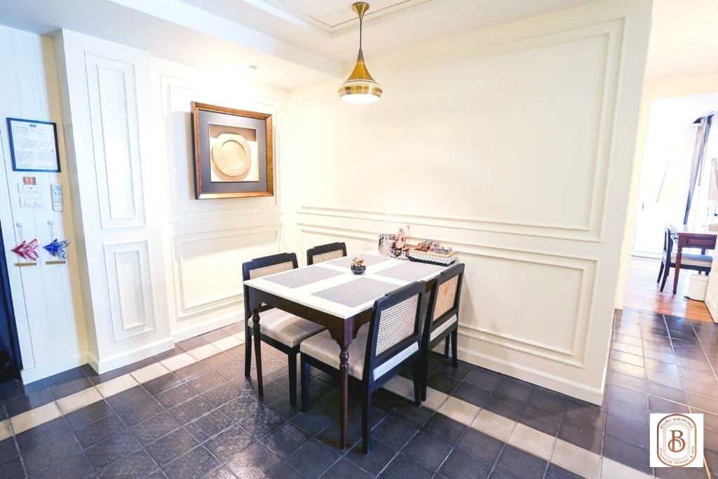 Family Room Two Bedrooms with Views