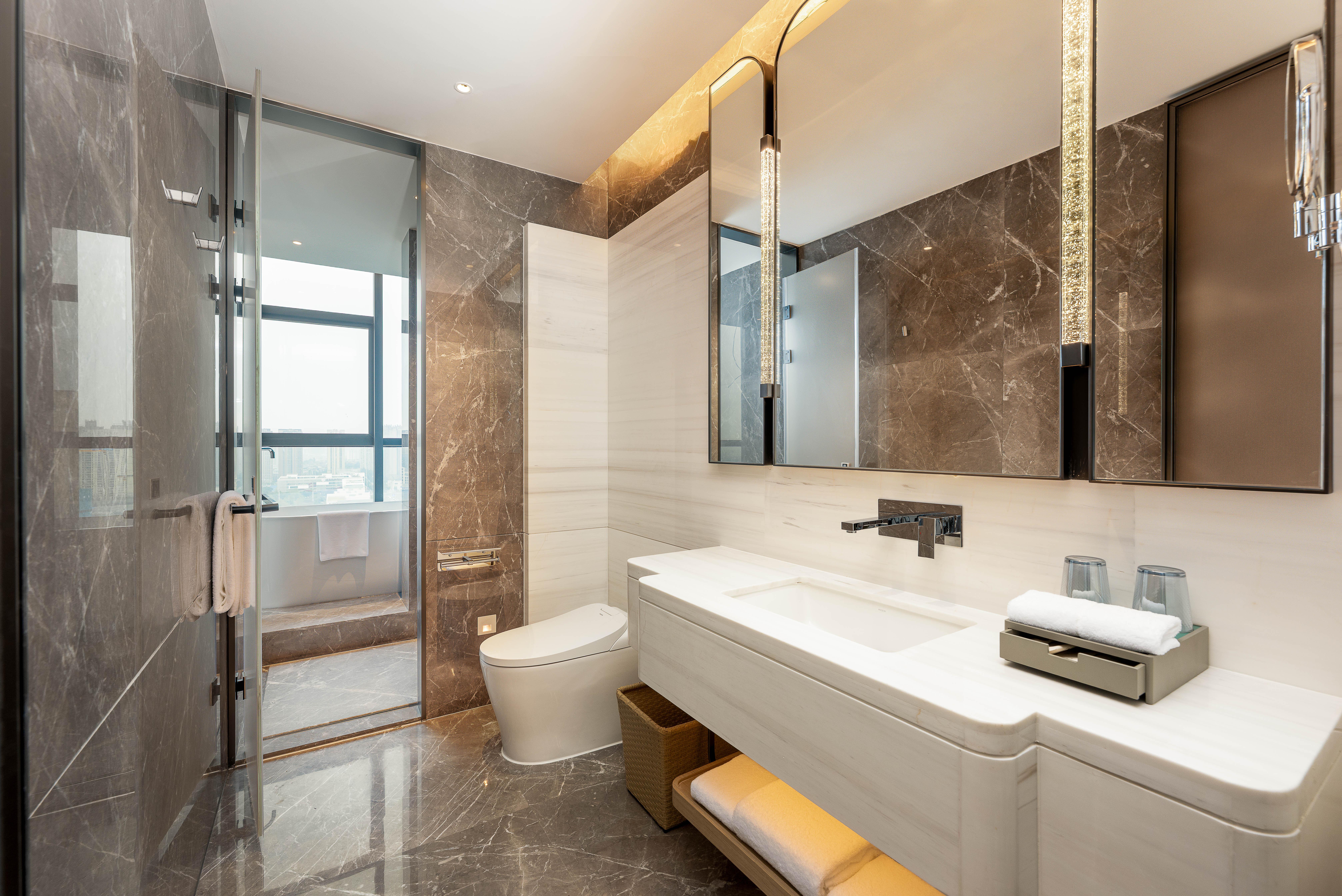 Suite City View One Bedroom