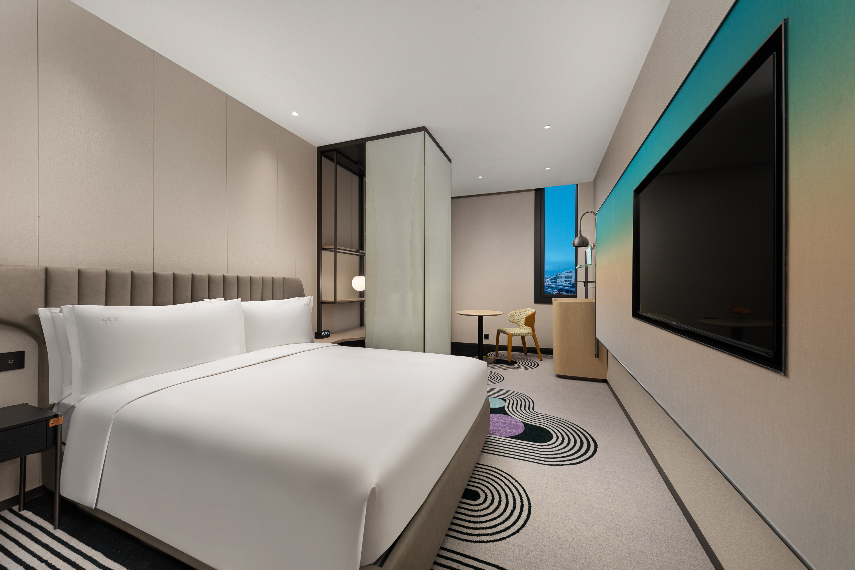 Double Queen Size Bed