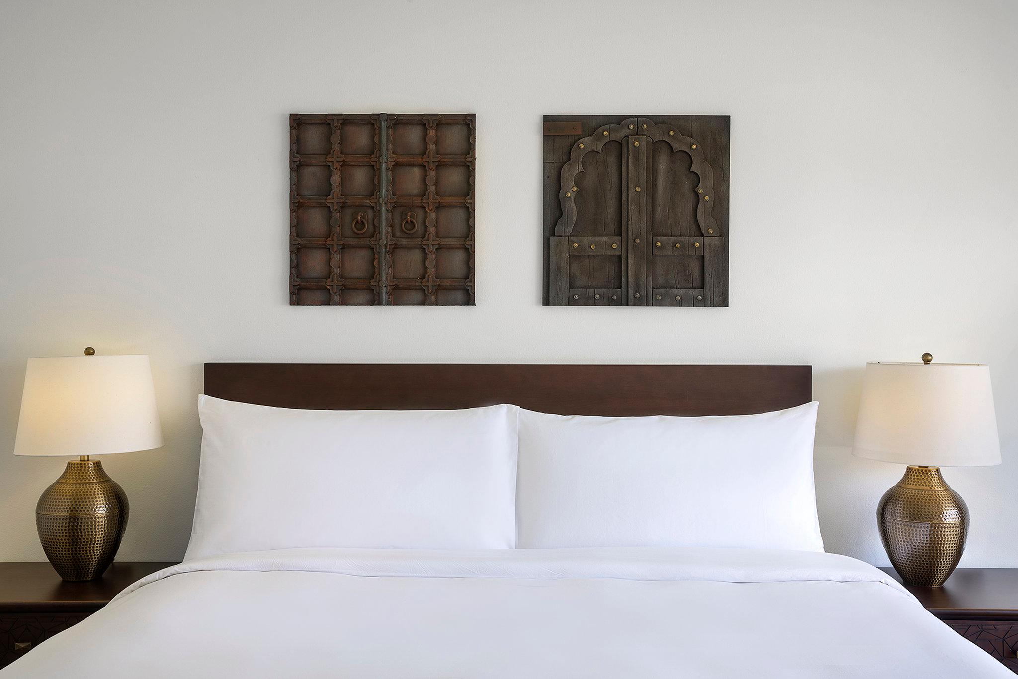 Double Deluxe King Bed