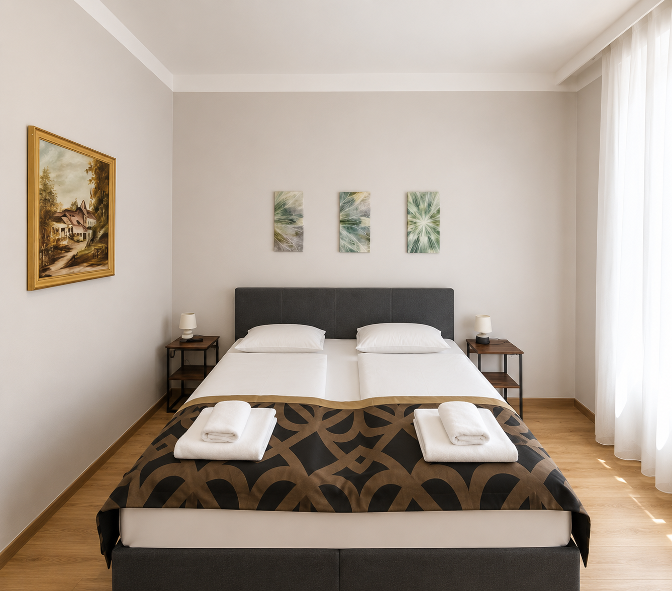 Room Two Beds