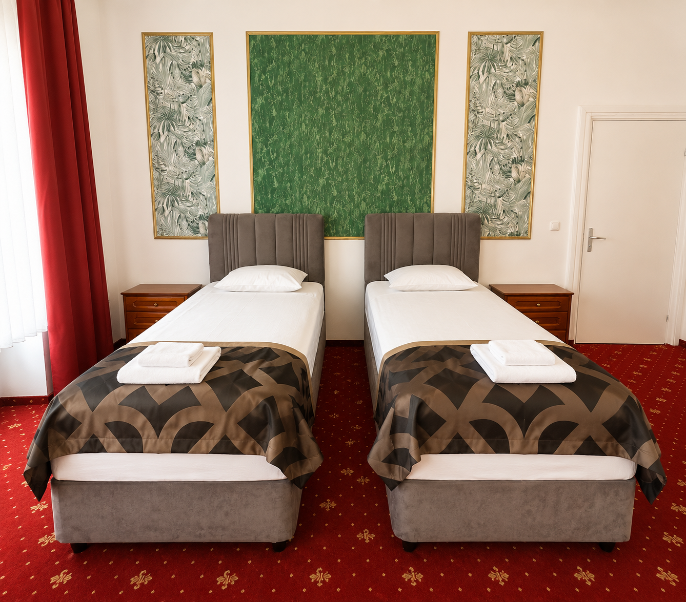 Room Two Beds