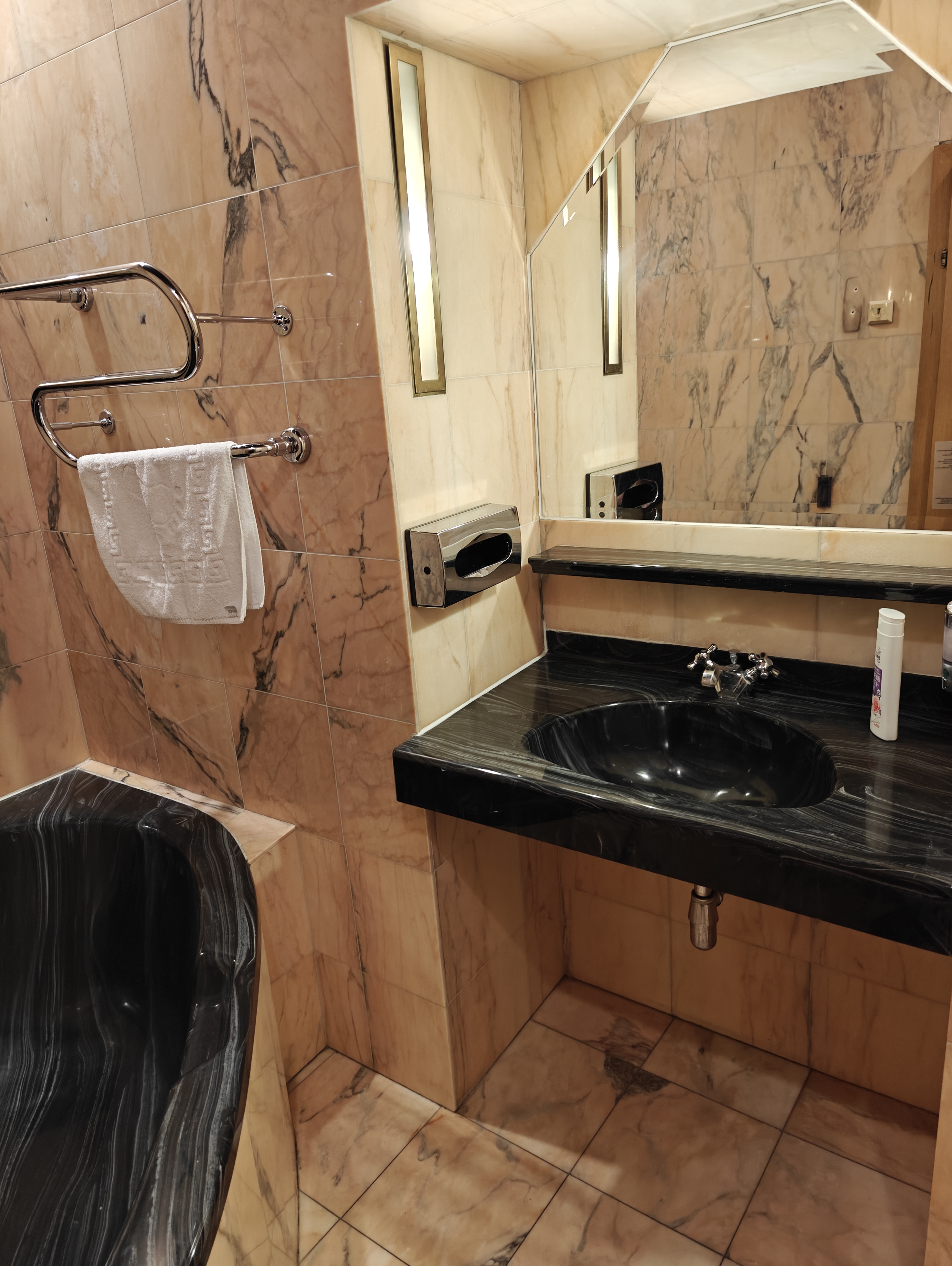 Room Two Double Beds