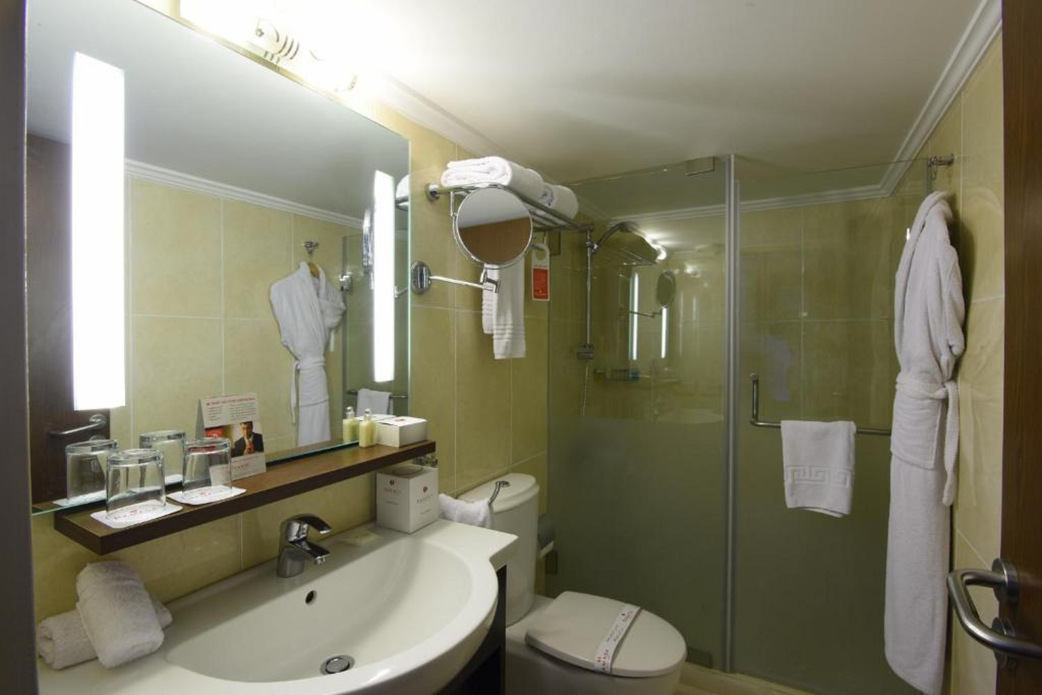 Double or Twin Executive