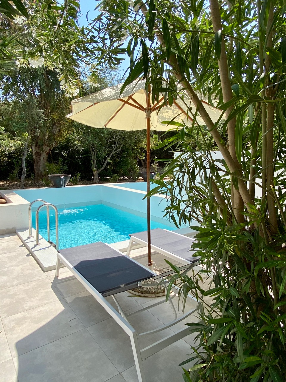 Double with Private Pool